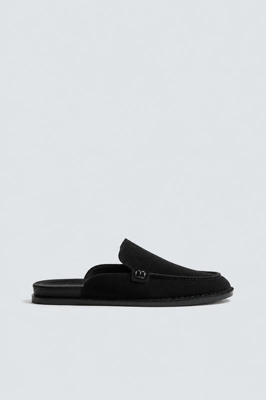 Soft-Stitched Toe Sabot