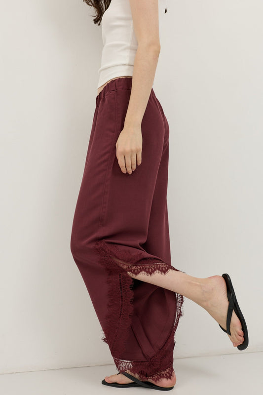 Women's Pants with Lace-Trimmed Cuffs