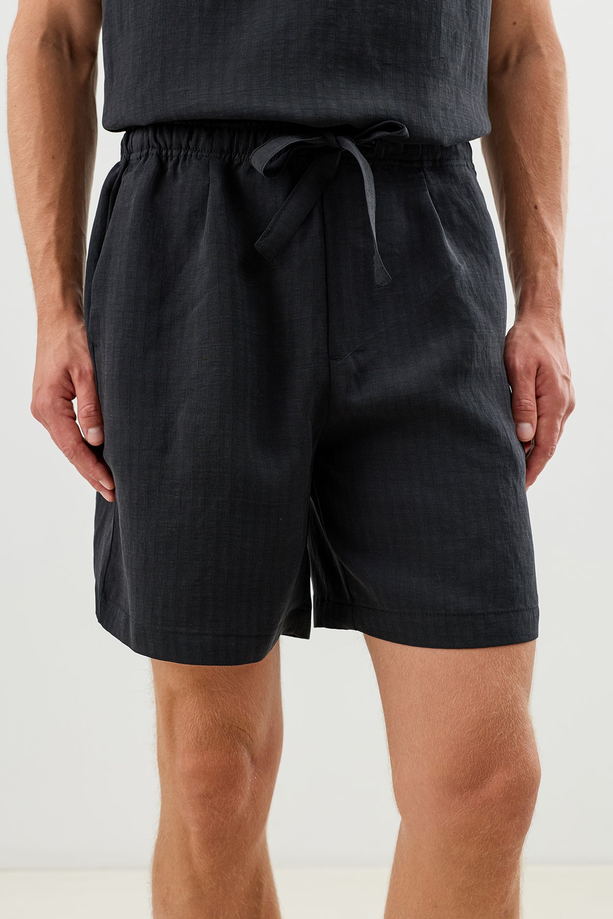 Men's Tie-Waist Shorts with Lyocell Blend