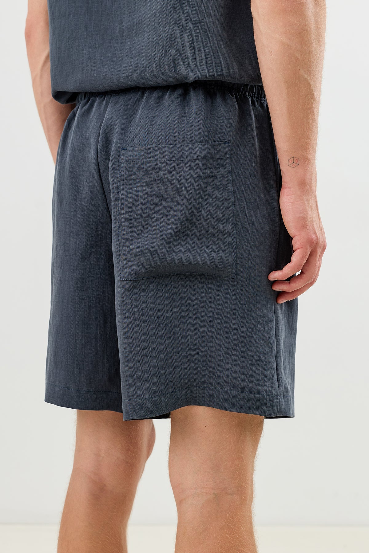 Men's Tie-Waist Shorts with Lyocell Blend