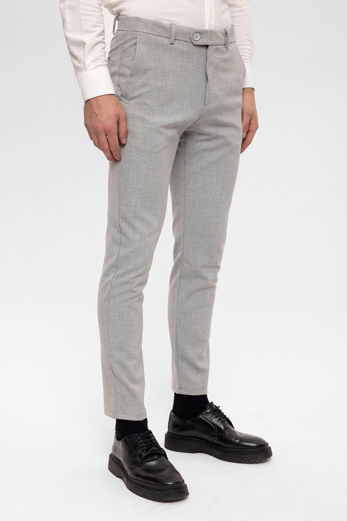 Men's Accessories: Slim-Fit Pants with Detailed Design