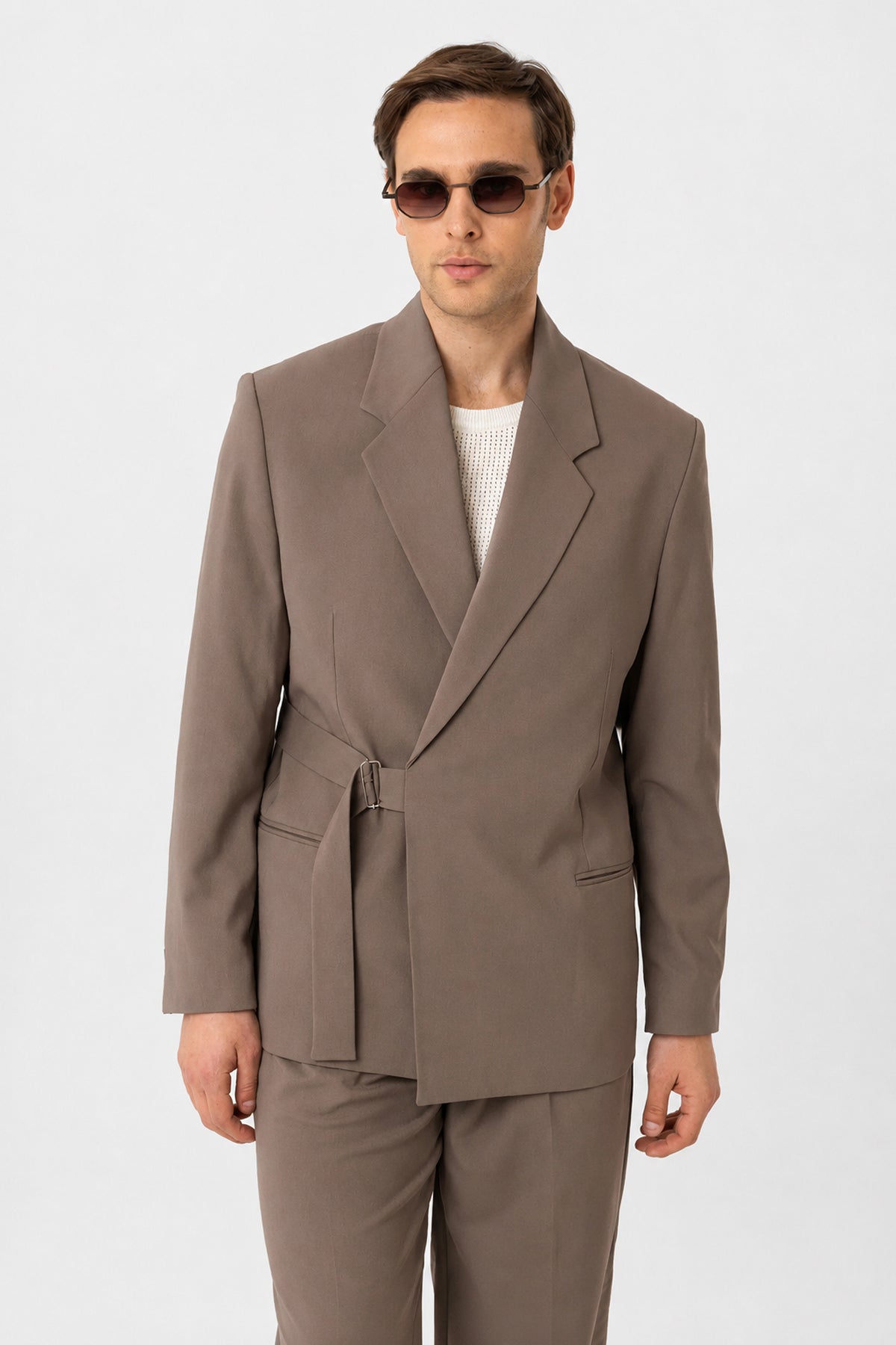 Men's Relaxed-Fit Blazer with Belt