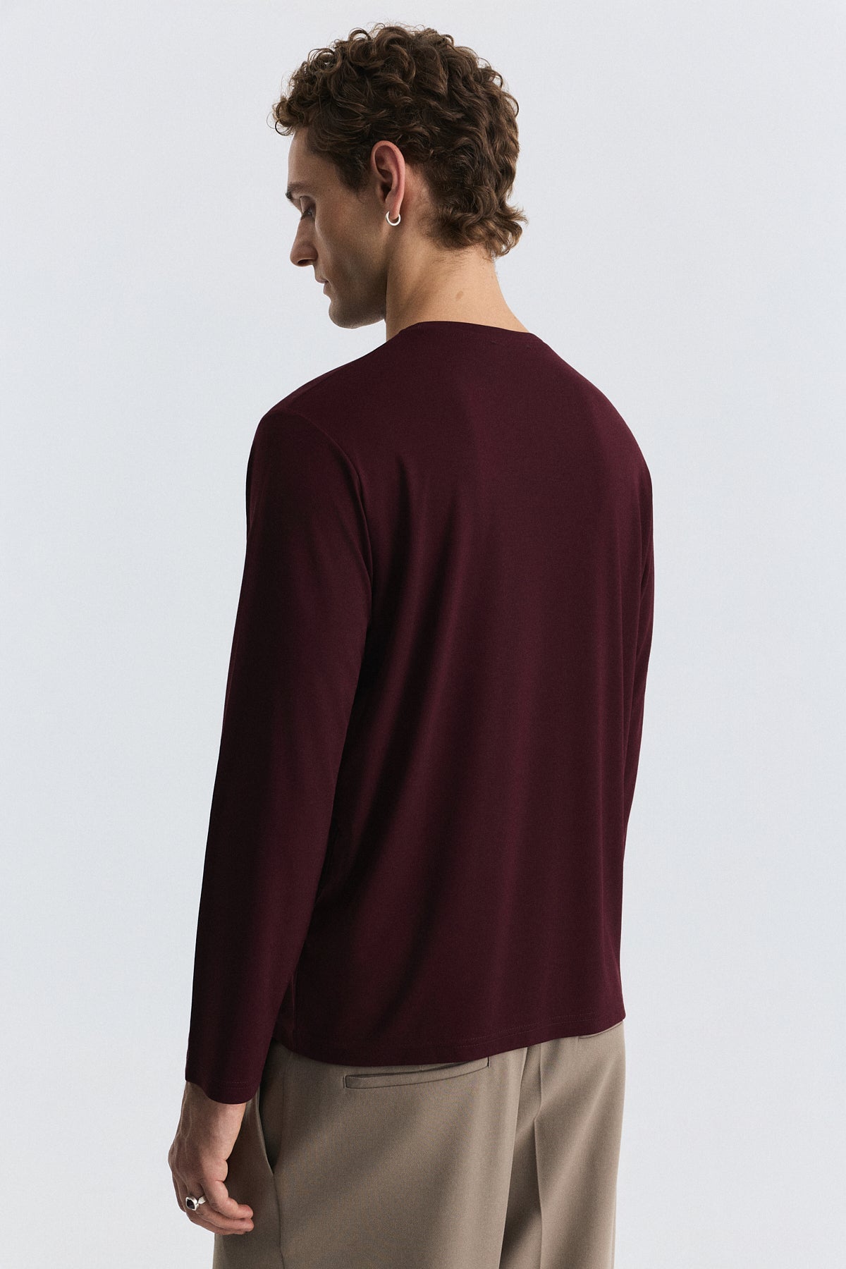 Relax Fit Long-Sleeve T-Shirt