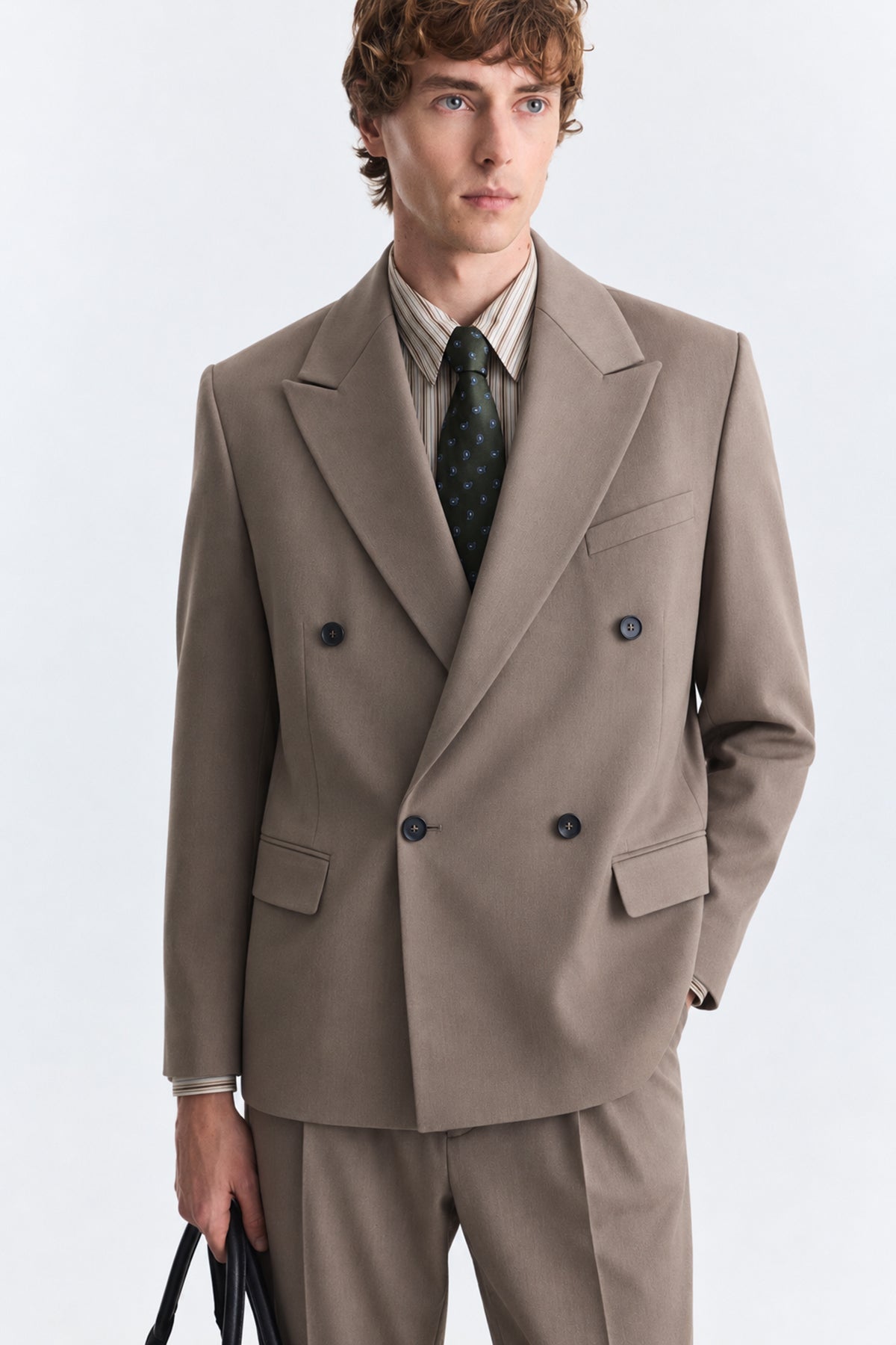 Relax Fit Double-Breasted Suit