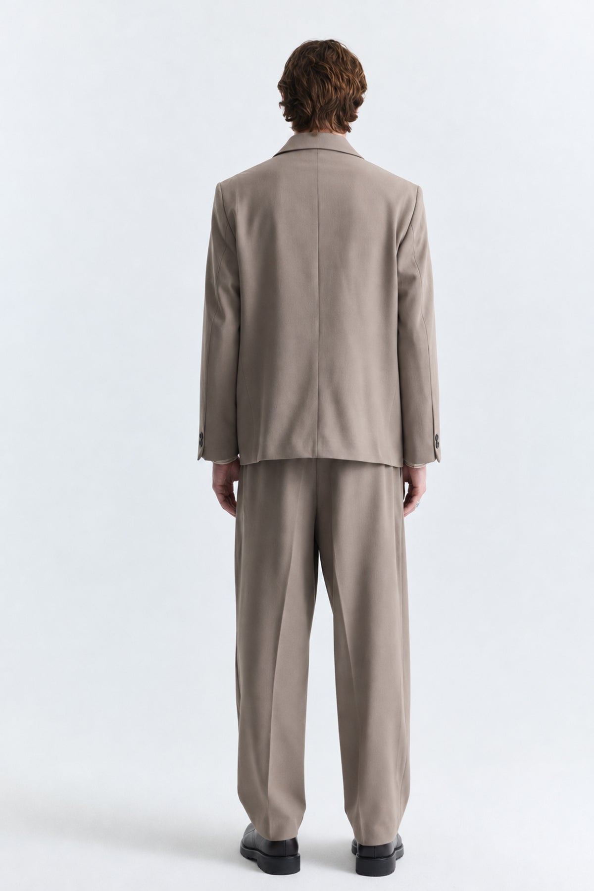 Relax Fit Double-Breasted Suit