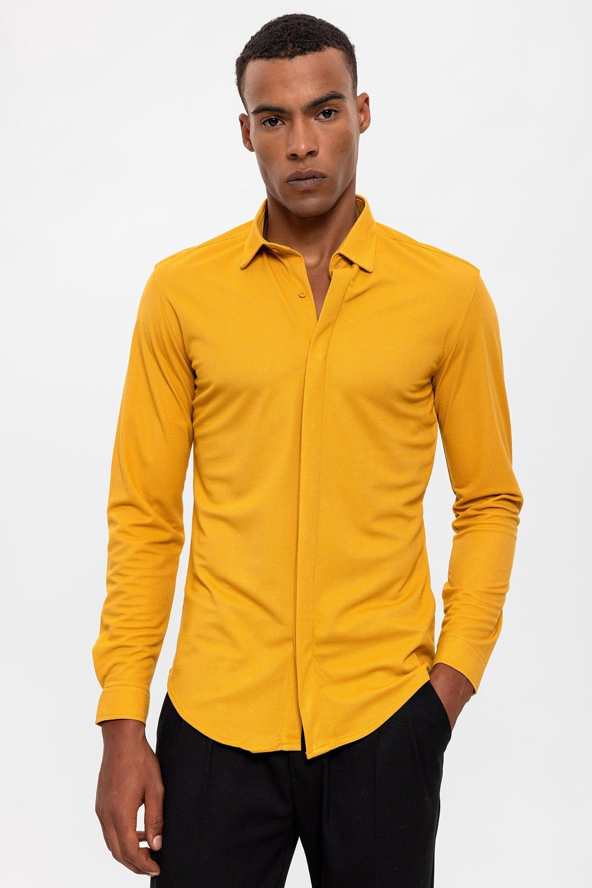 Antioch Men's Long-Sleeve Slim-Fit Knit Shirt with Hidden Buttons
