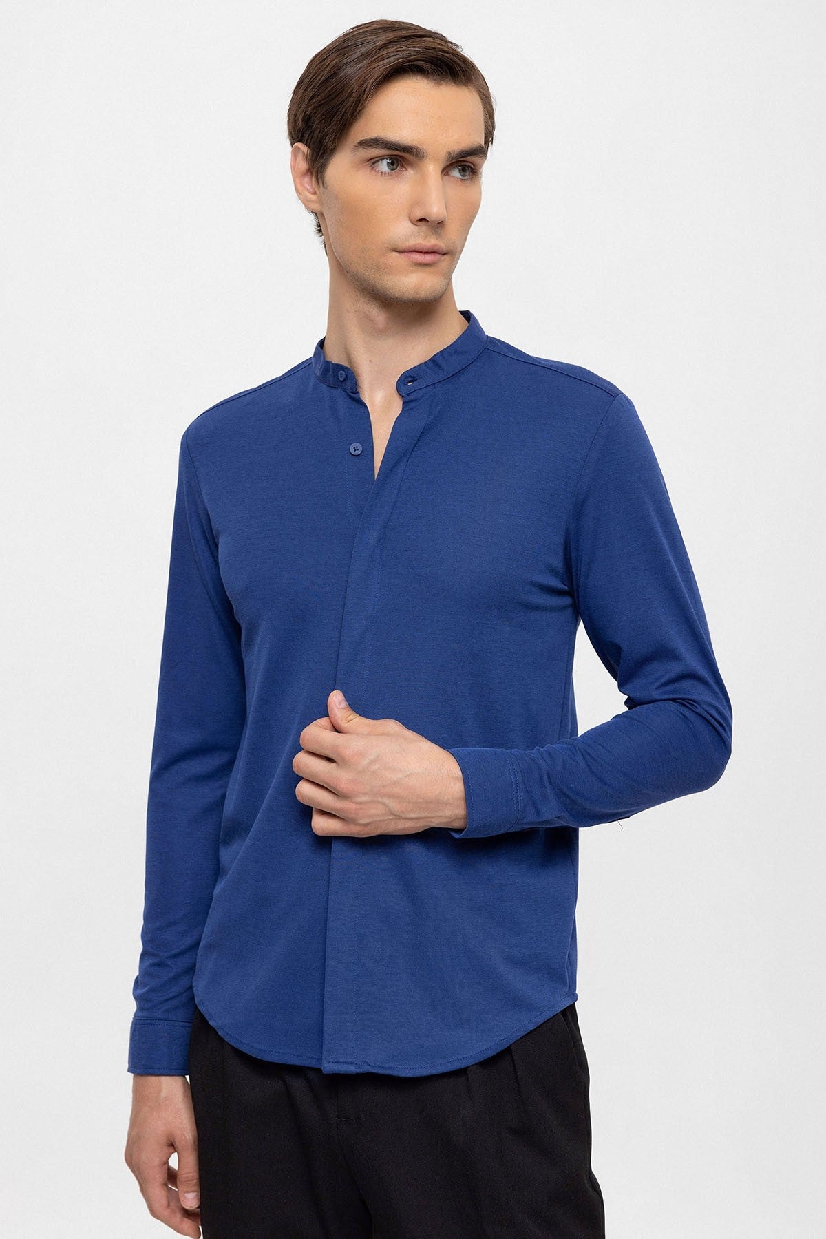 Antioch Men's Judge-Collar Hidden-Button Long-Sleeve Slim-Fit Shirt
