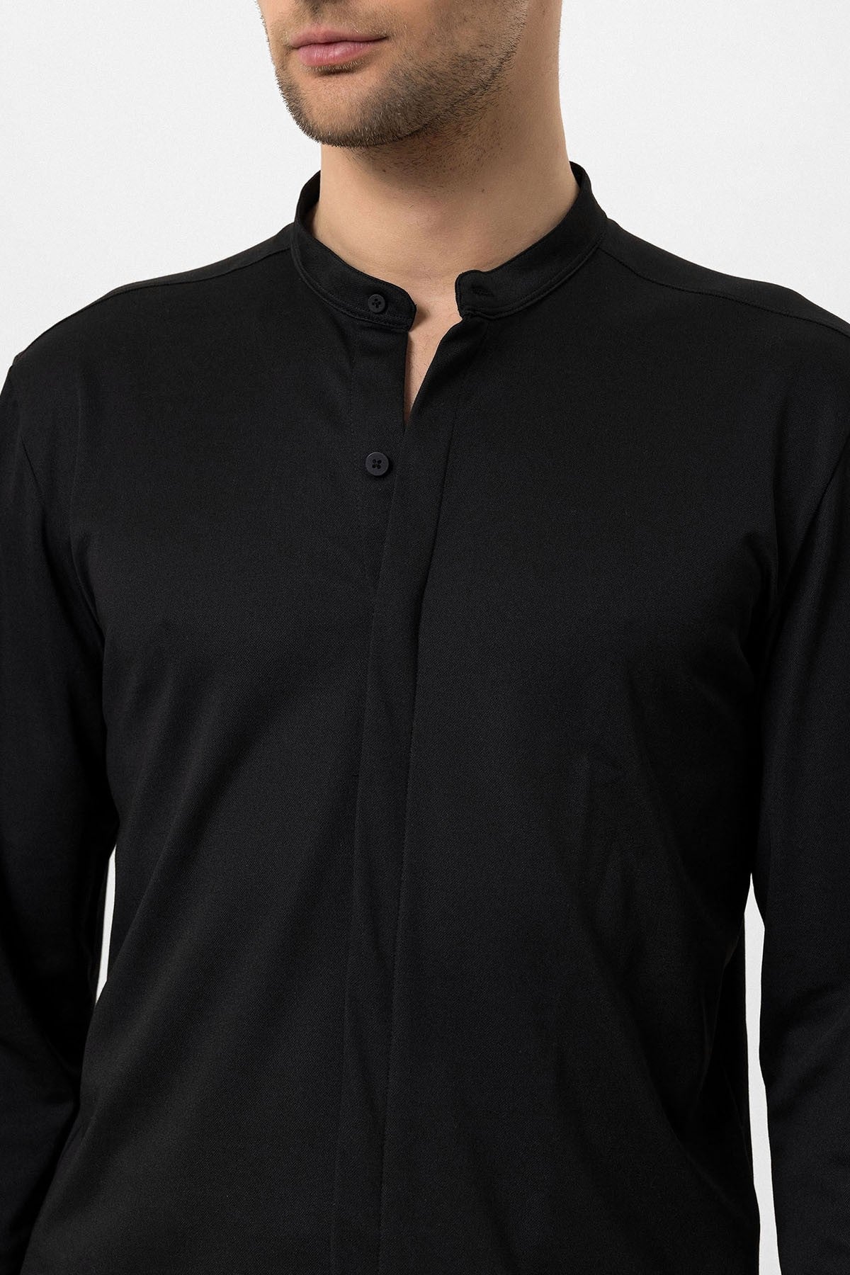 Antioch Men's Judge-Collar Hidden-Button Long-Sleeve Slim-Fit Shirt