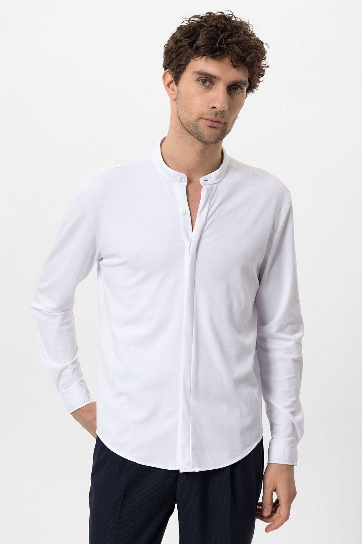 Antioch Men's Judge-Collar Hidden-Button Long-Sleeve Slim-Fit Shirt