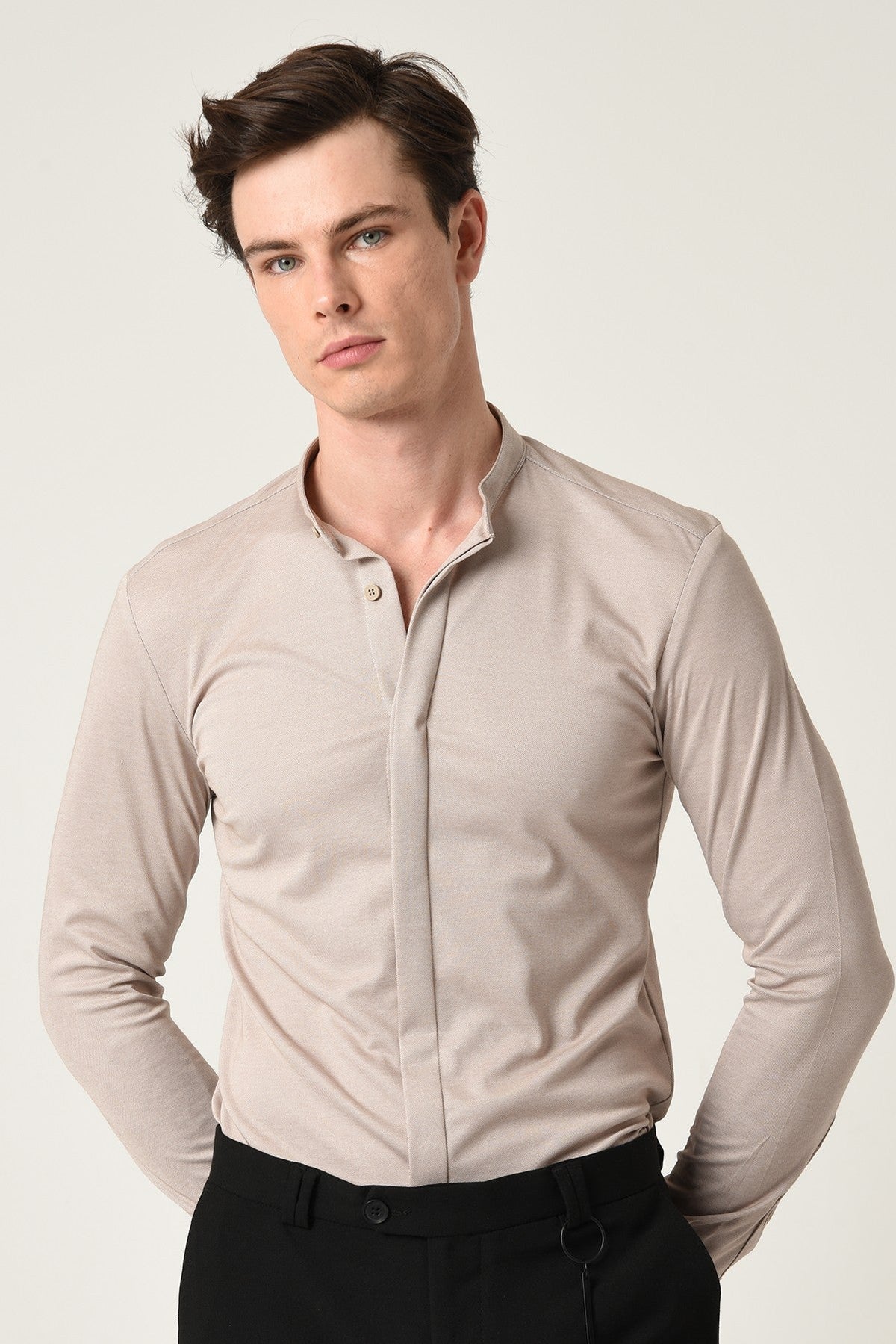 Antioch Men's Judge-Collar Hidden-Button Long-Sleeve Slim-Fit Shirt