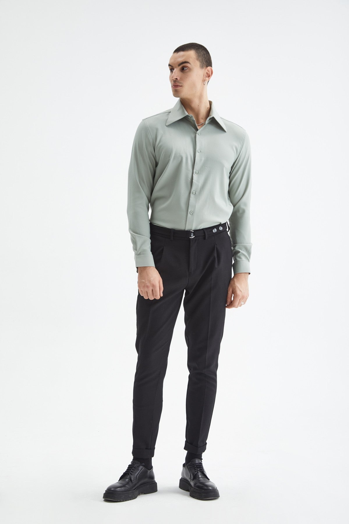 Antioch Slim-Fit Men's Long-Sleeve Shirt with a Wide Collar