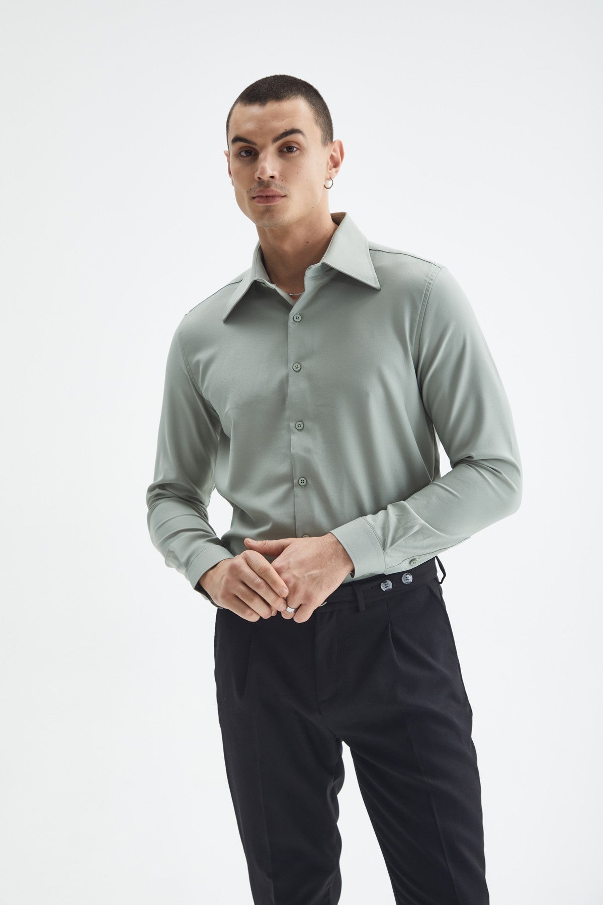 Antioch Slim-Fit Men's Long-Sleeve Shirt with a Wide Collar
