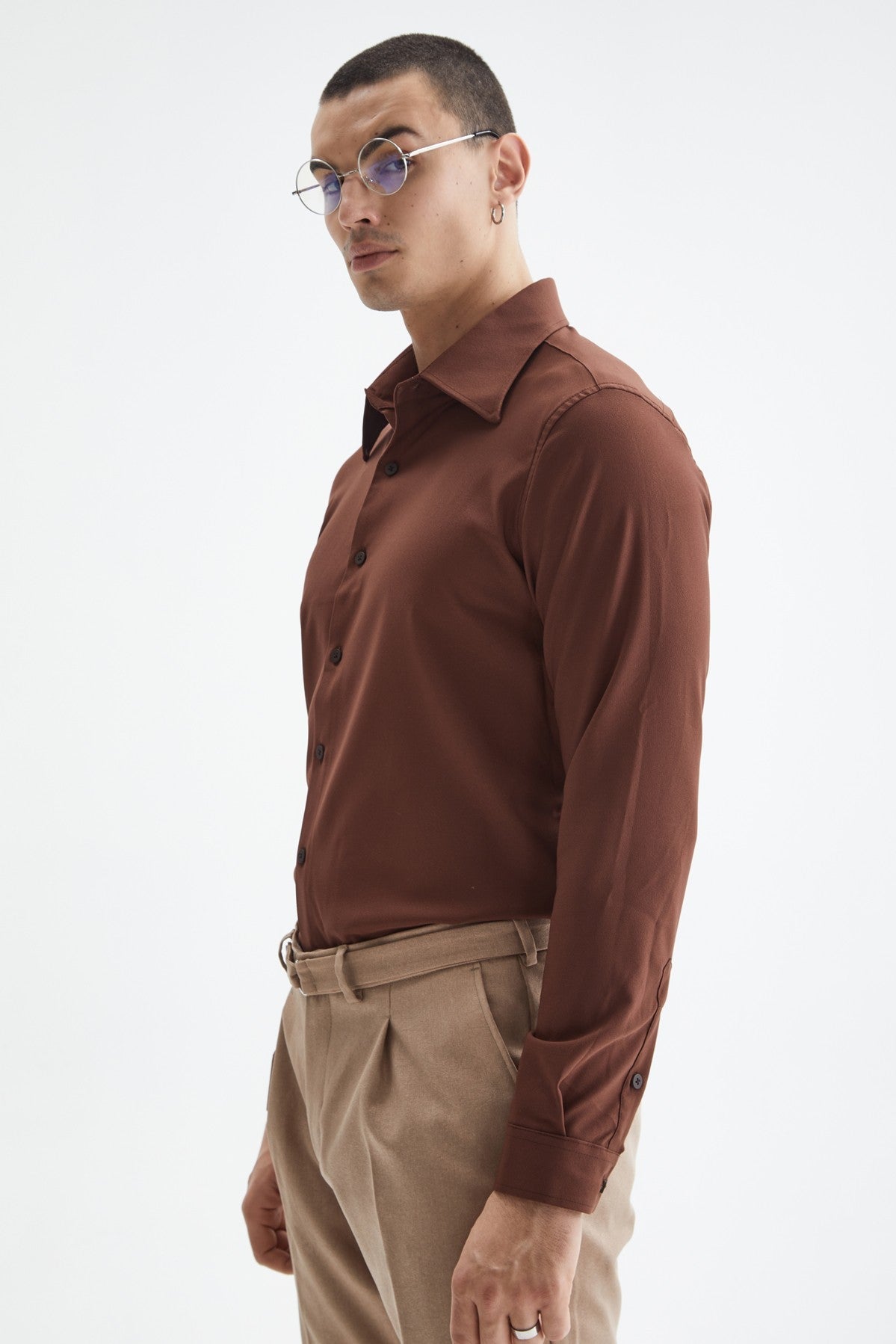 Antioch Slim-Fit Men's Long-Sleeve Shirt with a Wide Collar