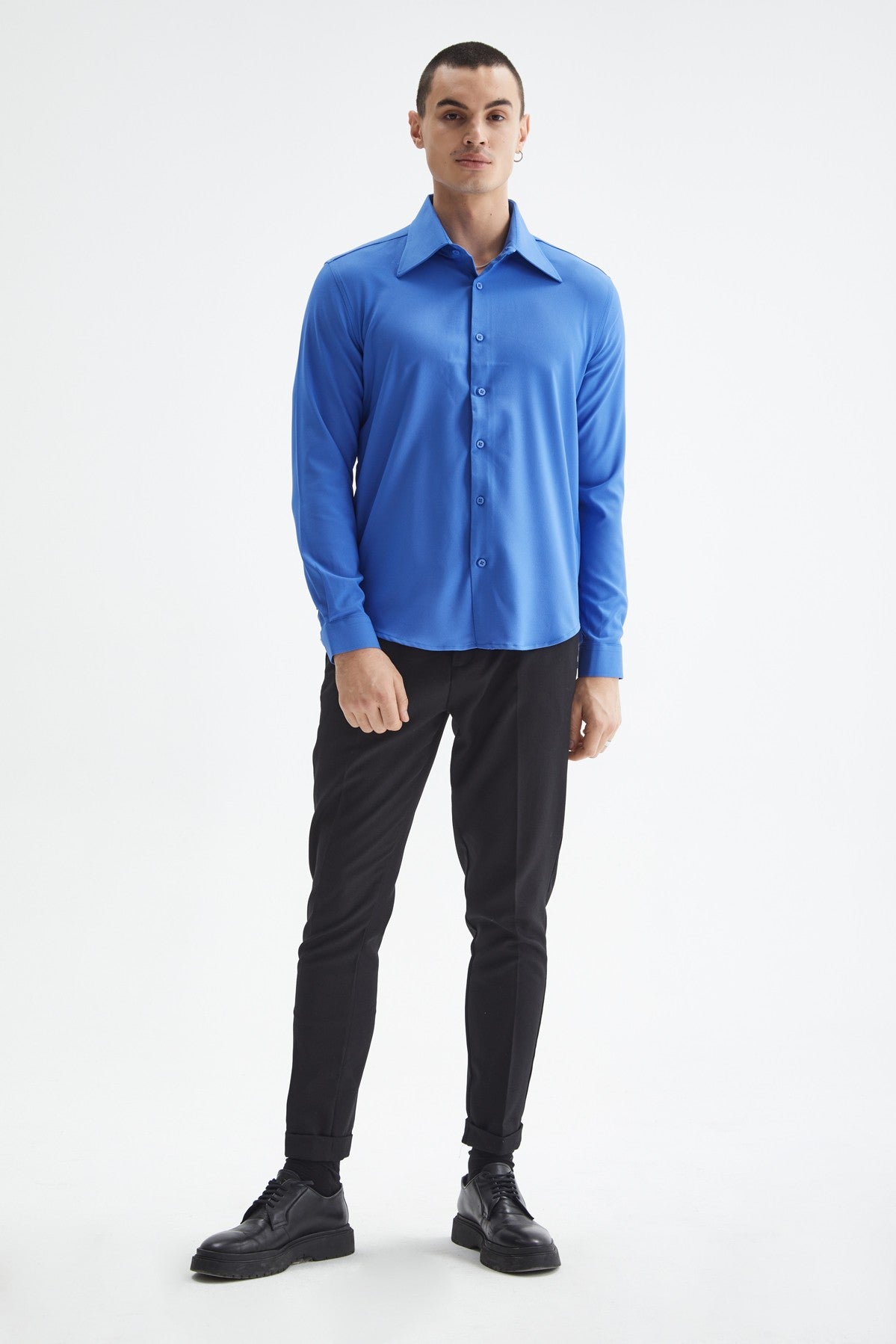 Antioch Slim-Fit Men's Long-Sleeve Shirt with a Wide Collar