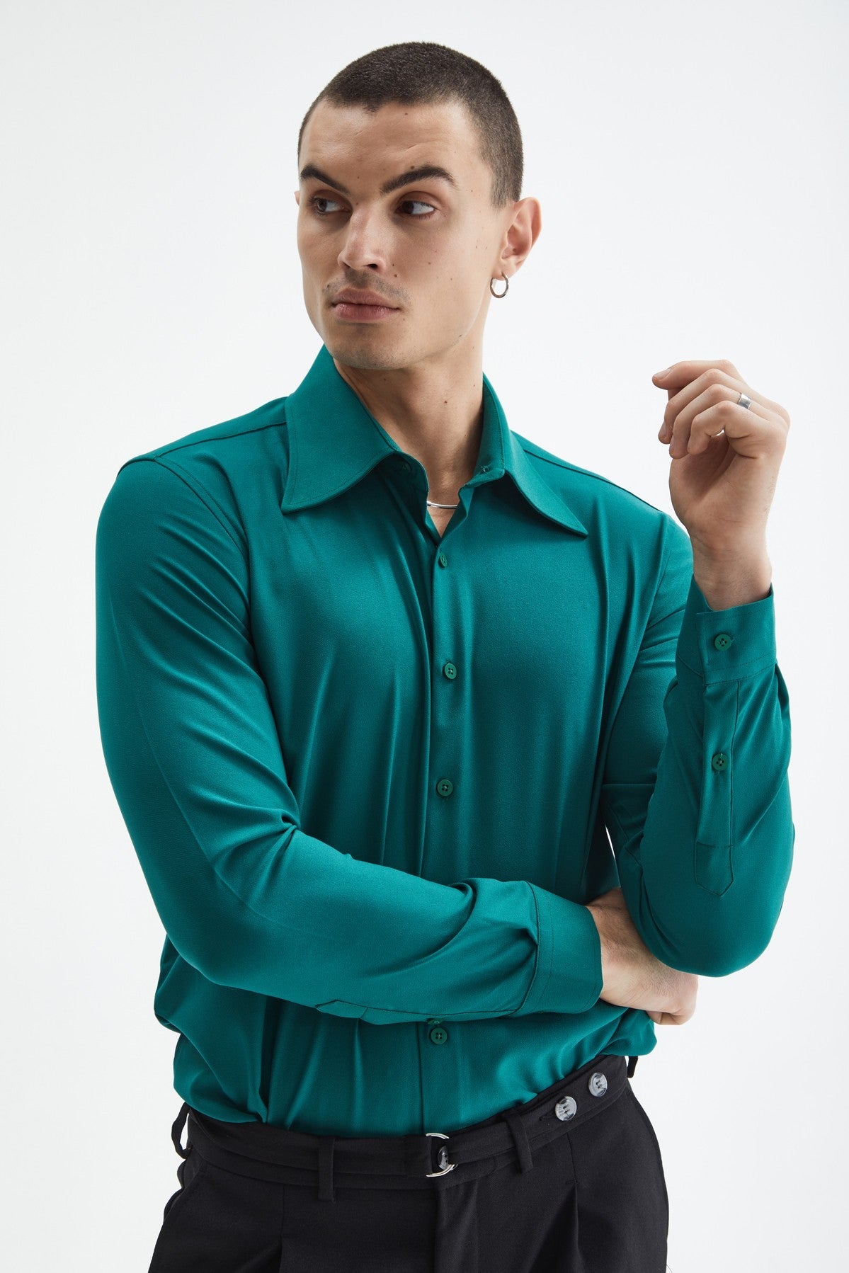 Antioch Slim-Fit Men's Long-Sleeve Shirt with a Wide Collar
