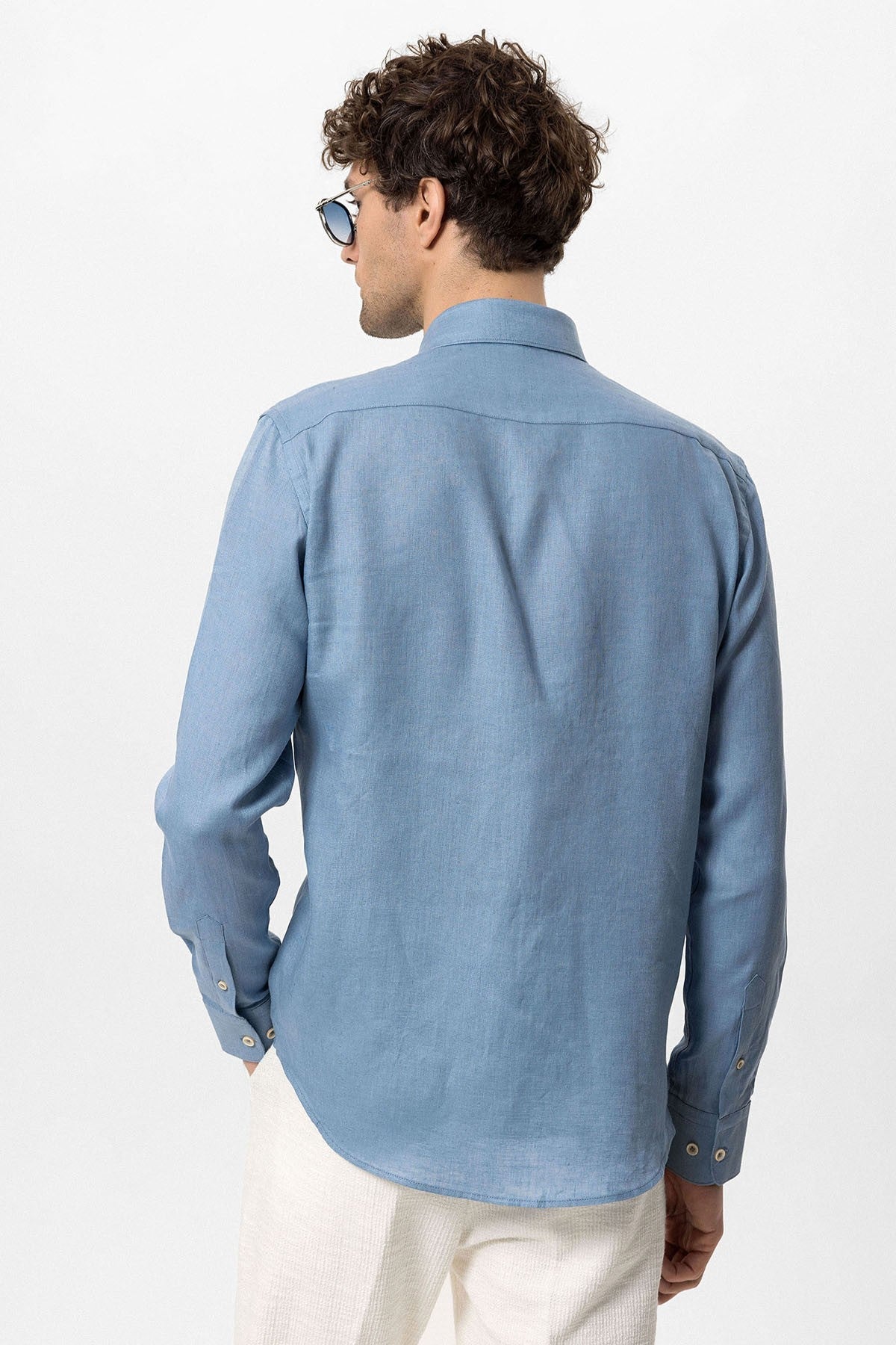 Men's 100% Linen Shirt with an Antioch Collar and Button Detail