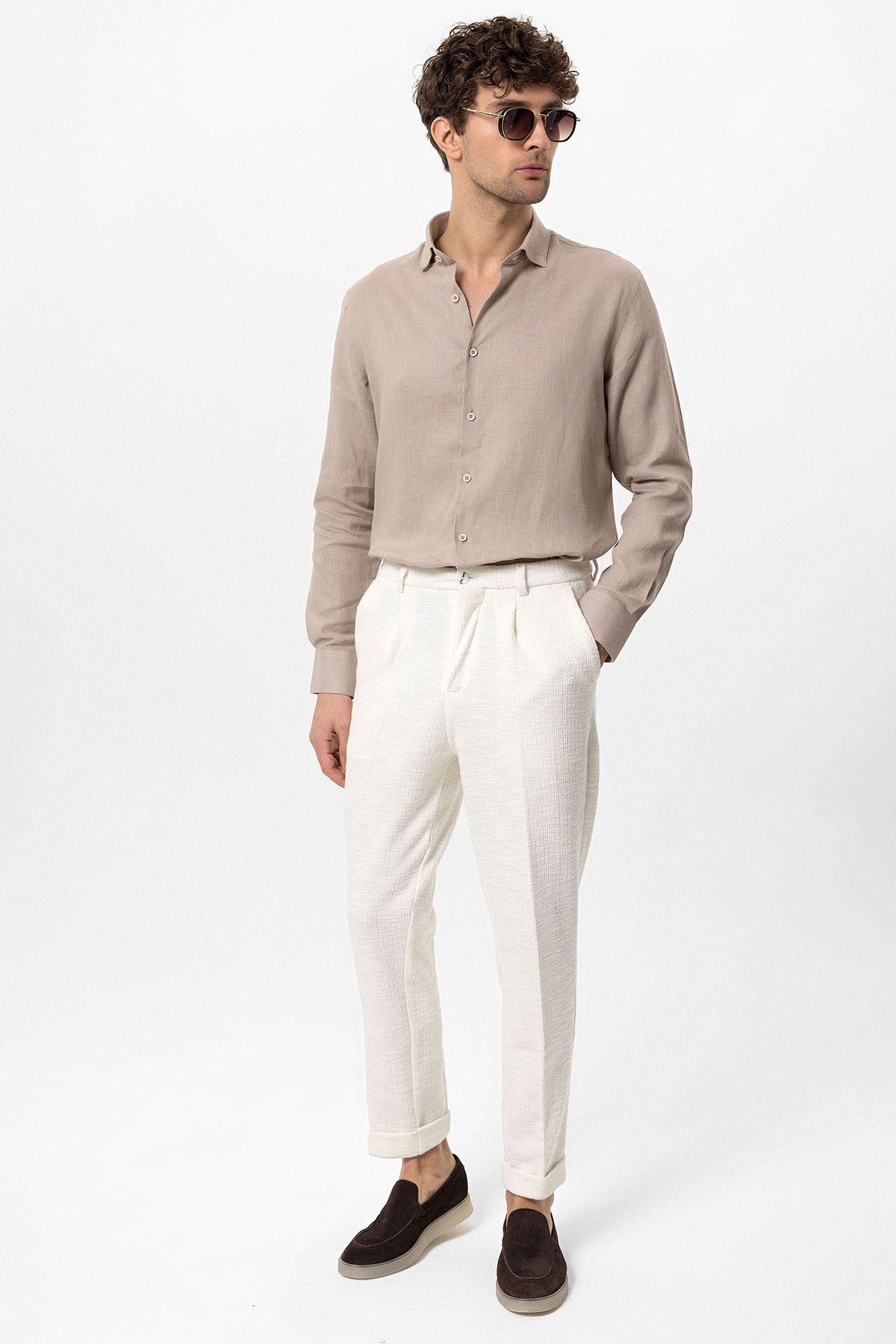 Men's 100% Linen Shirt with an Antioch Collar and Button Detail