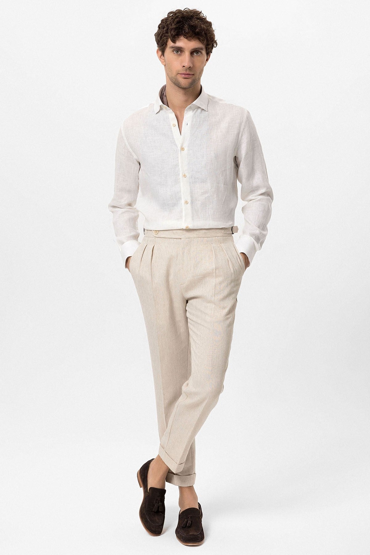 Men's 100% Linen Shirt with an Antioch Collar and Button Detail