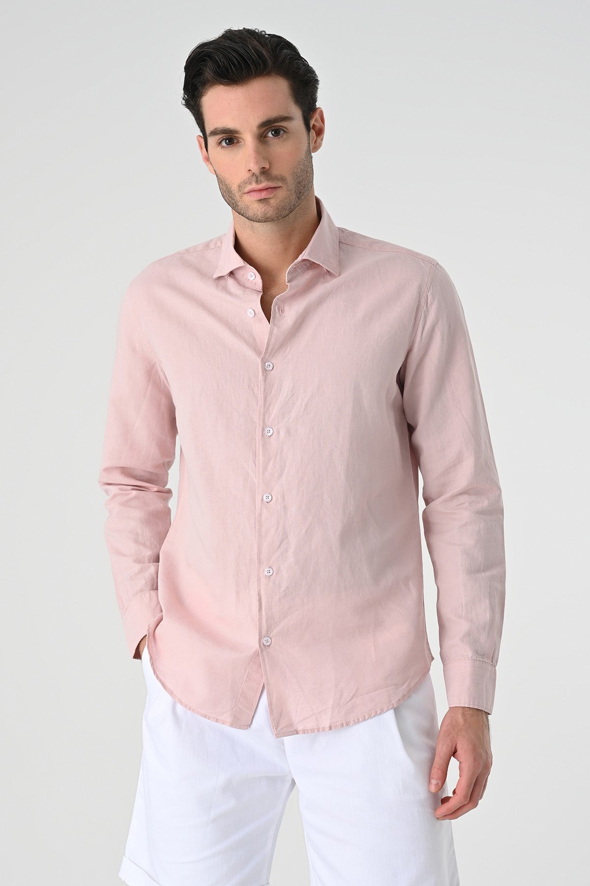 Men's 100% Linen Shirt with an Antioch Collar and Button Detail