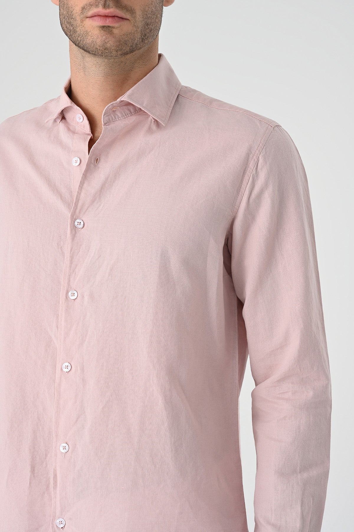Men's 100% Linen Shirt with an Antioch Collar and Button Detail