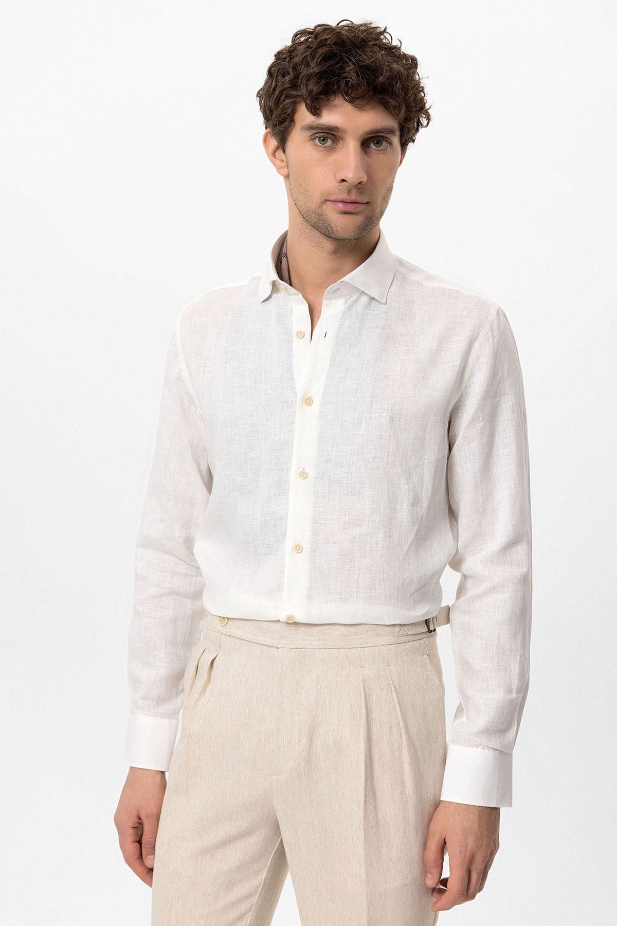 Men's 100% Linen Shirt with an Antioch Collar and Button Detail