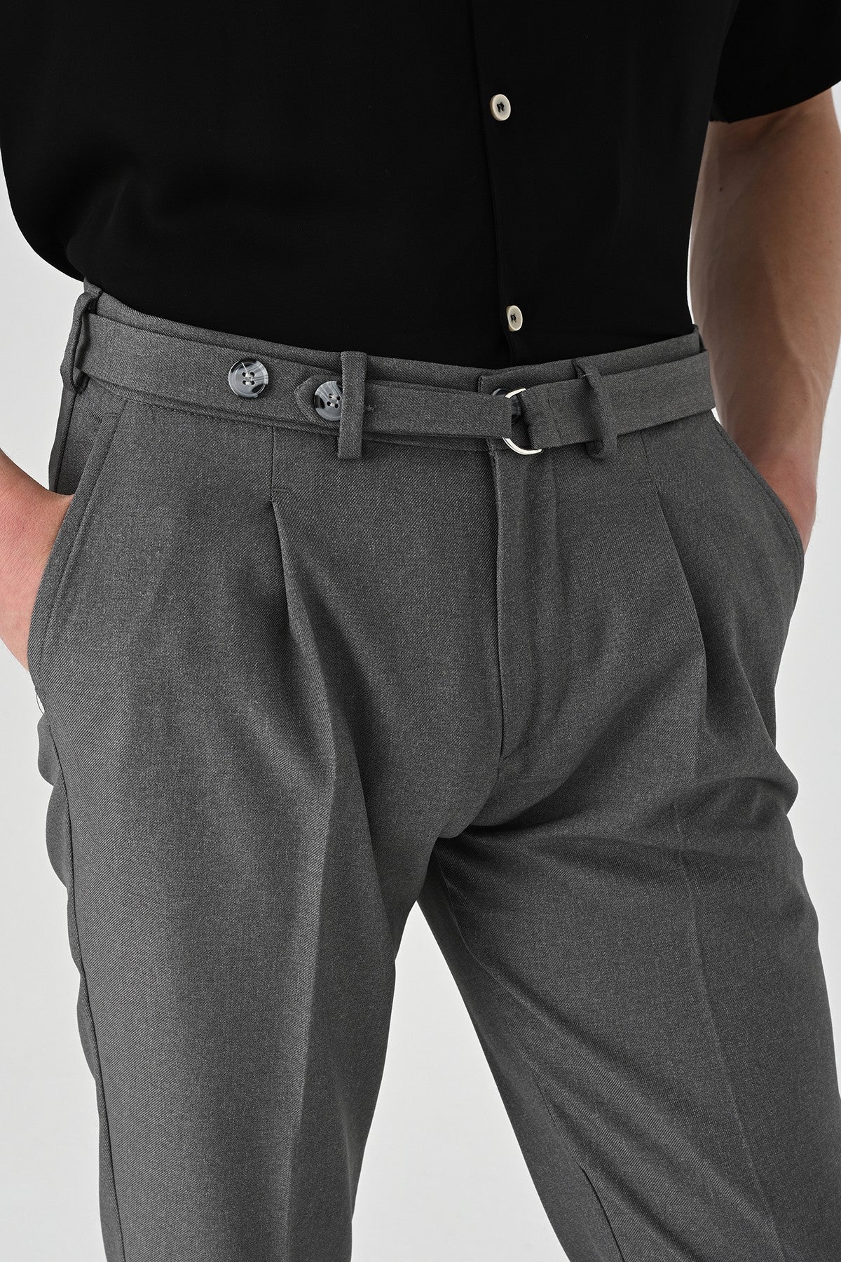 Antioch High-Waisted Pleated Pants