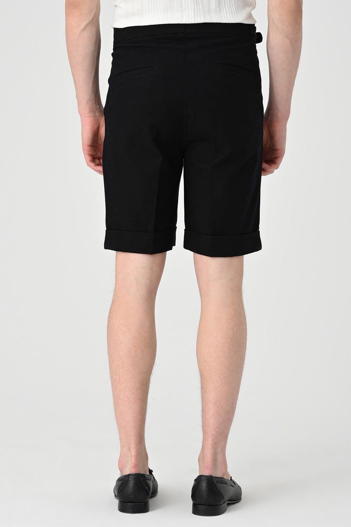 Antioch Toka Men's Shorts with Detailed Pleats