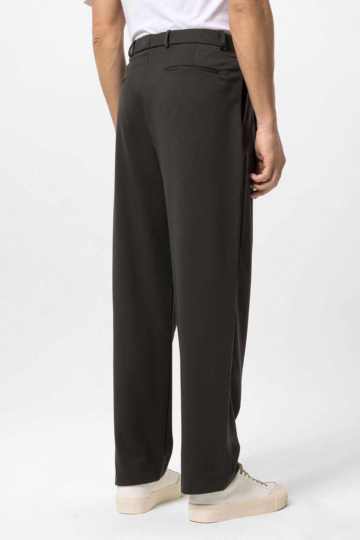 High-Waisted Pleated Relaxed-Fit Men's Pants