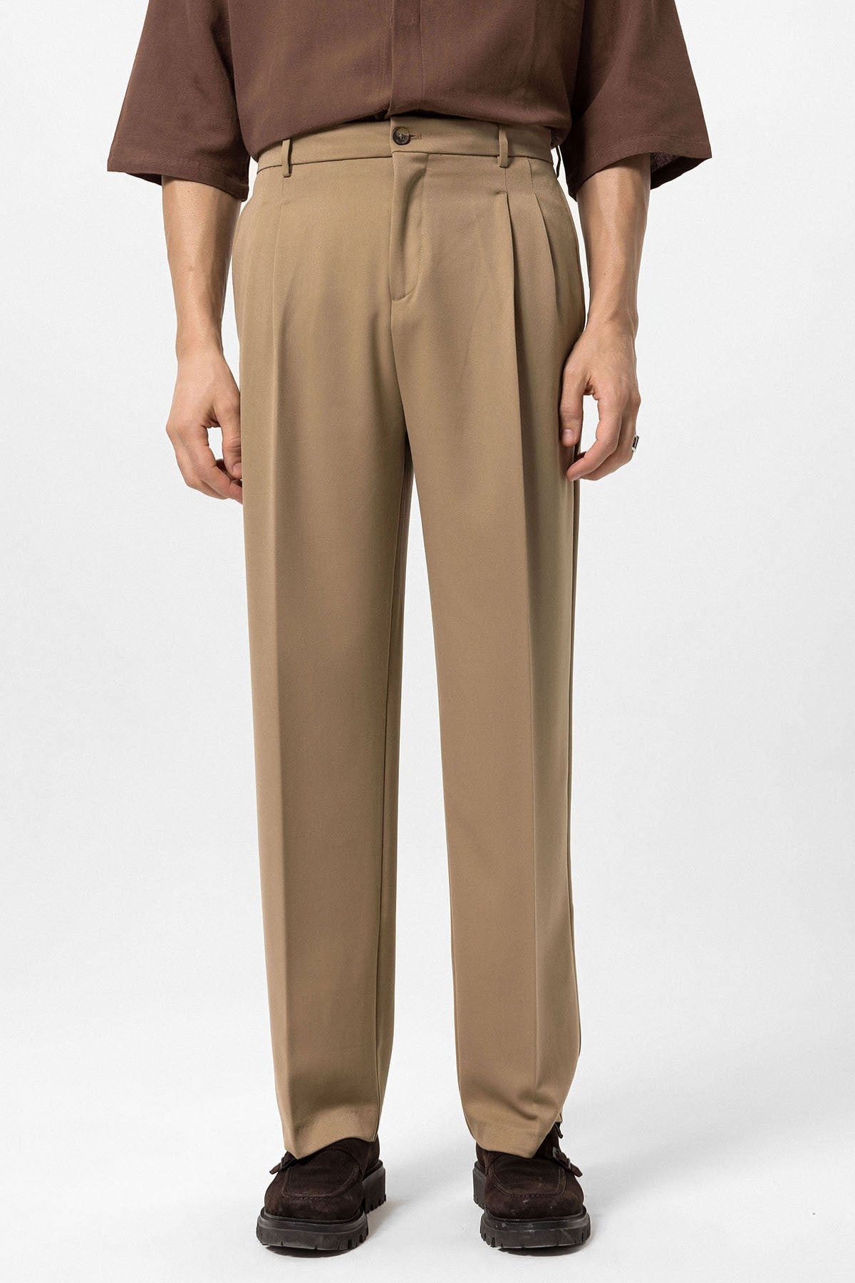 Antioch High-Waisted Pleated Relaxed-Fit Men's Pants