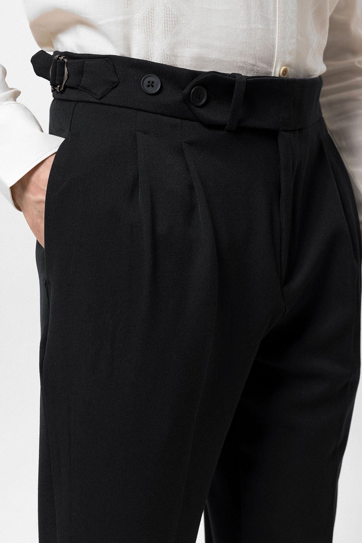 High-Waisted Pleated Carrot-Fit Men's Pants