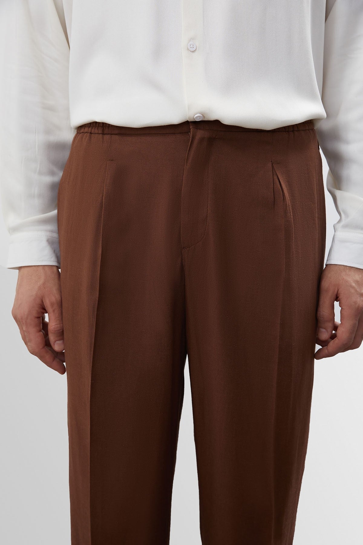 Antioch High-Waisted Pleated Linen-Blend Men's Pants