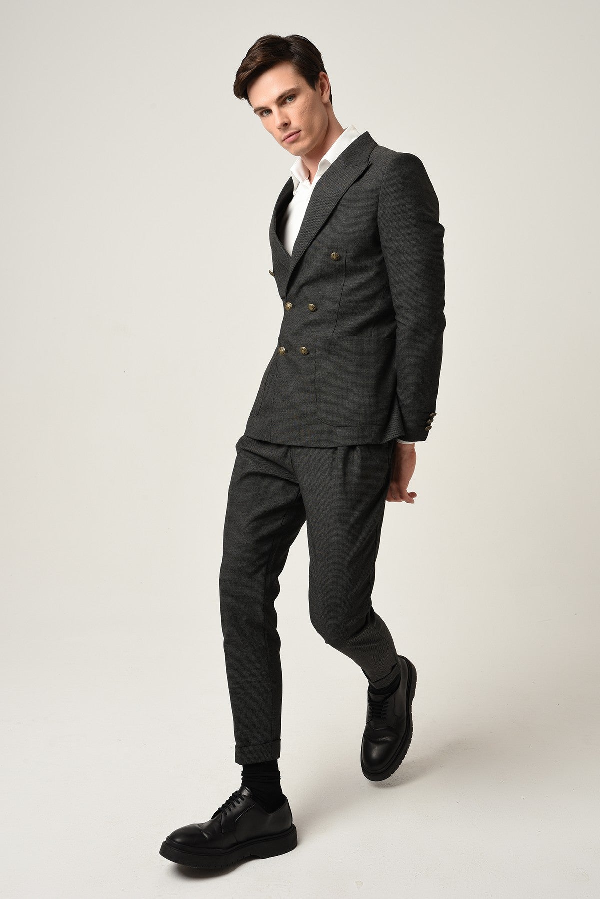 Antioch Slim-Fit Lined Double-Breasted Men's Blazer