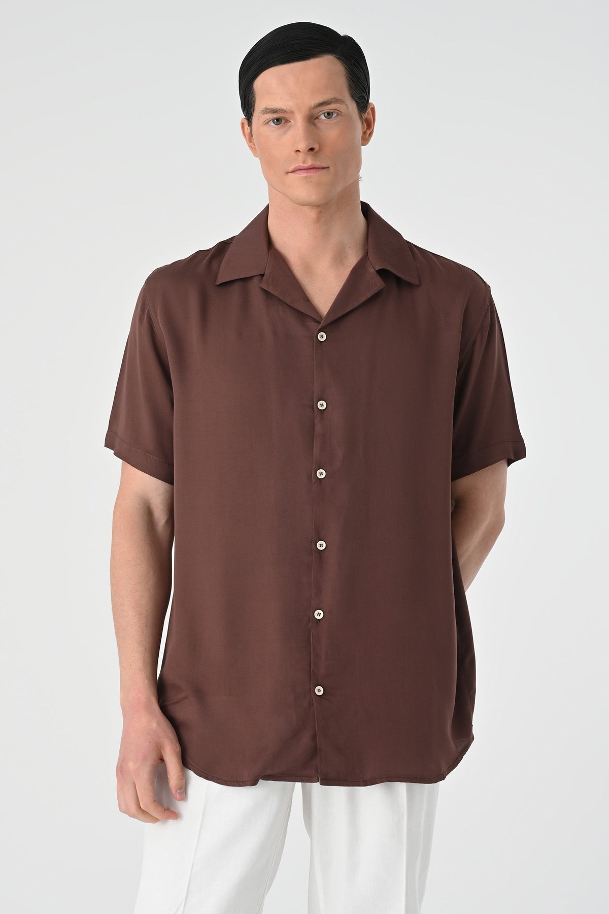 Antioch Oversized Short-Sleeve Men's Shirt with Apache Collar