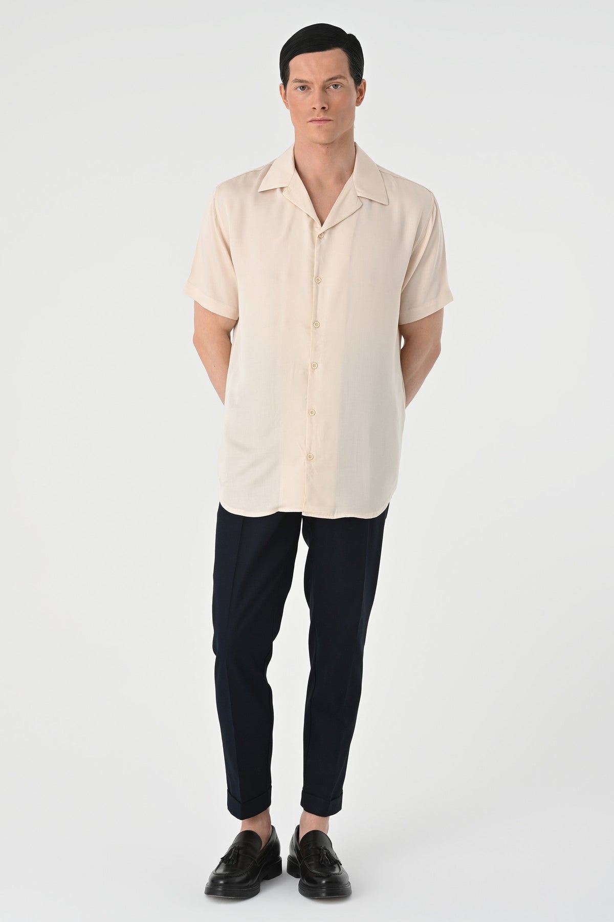 Antioch Oversized Short-Sleeve Men's Shirt with Apache Collar