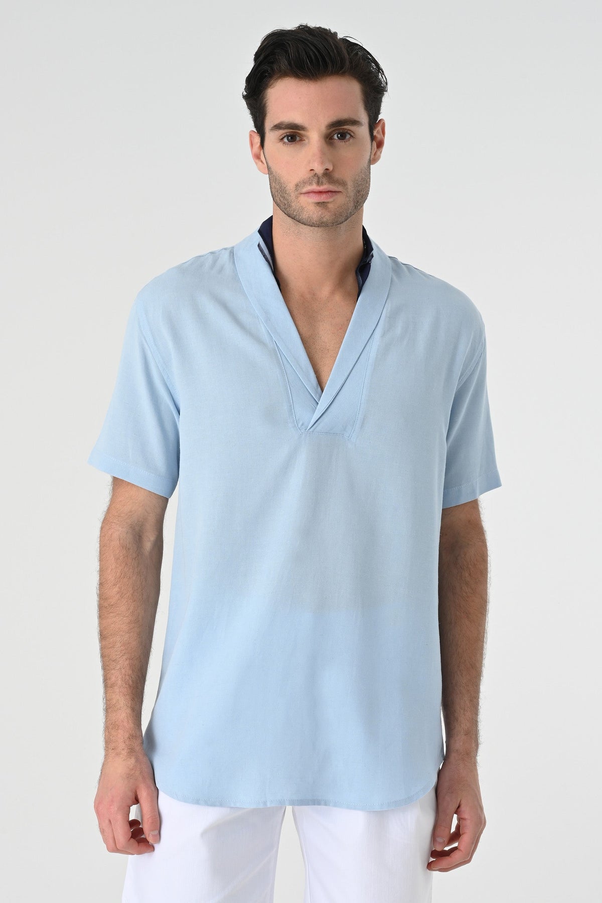 Antioch Relax Fit Short-Sleeved Men's Shirt with a Shawl Collar