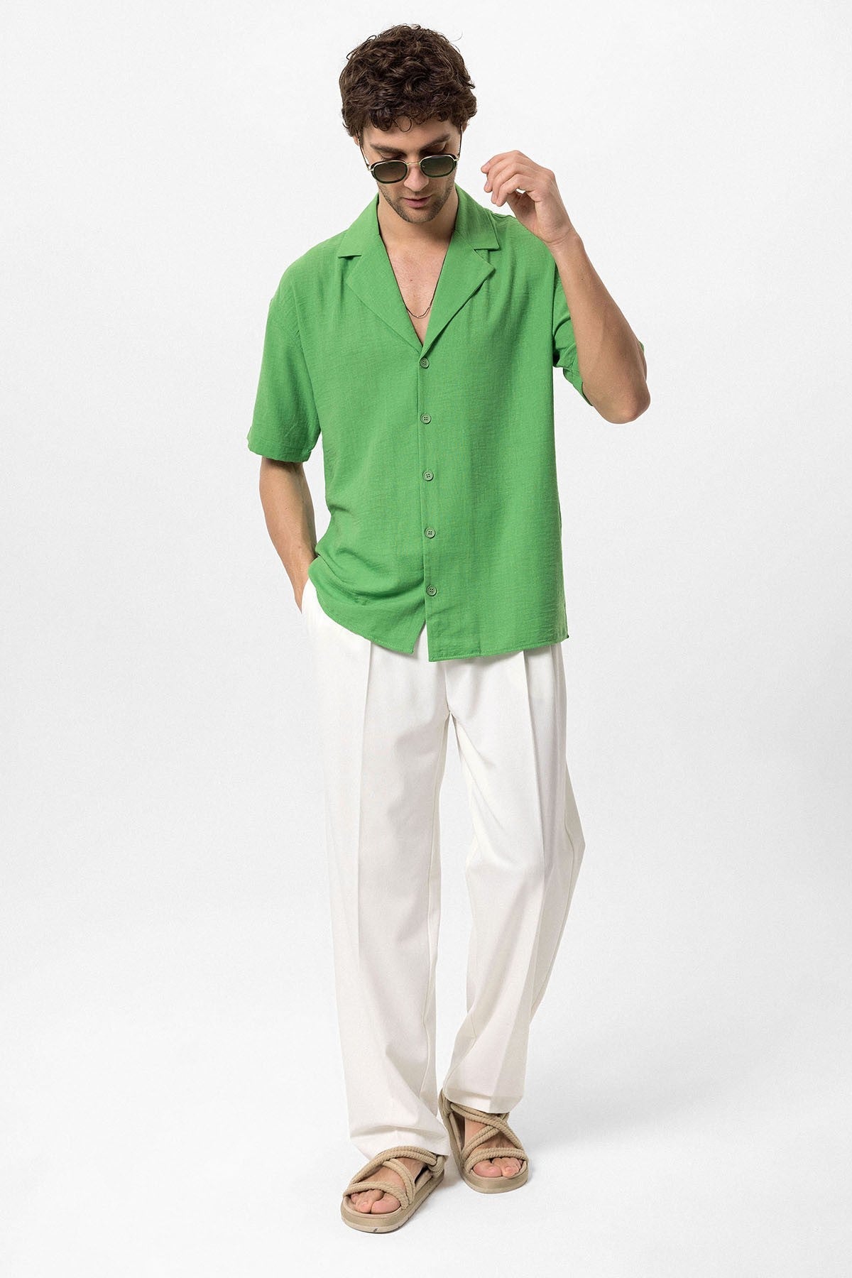 Antioch Oversized Short-Sleeve Men's Shirt with Apache Collar