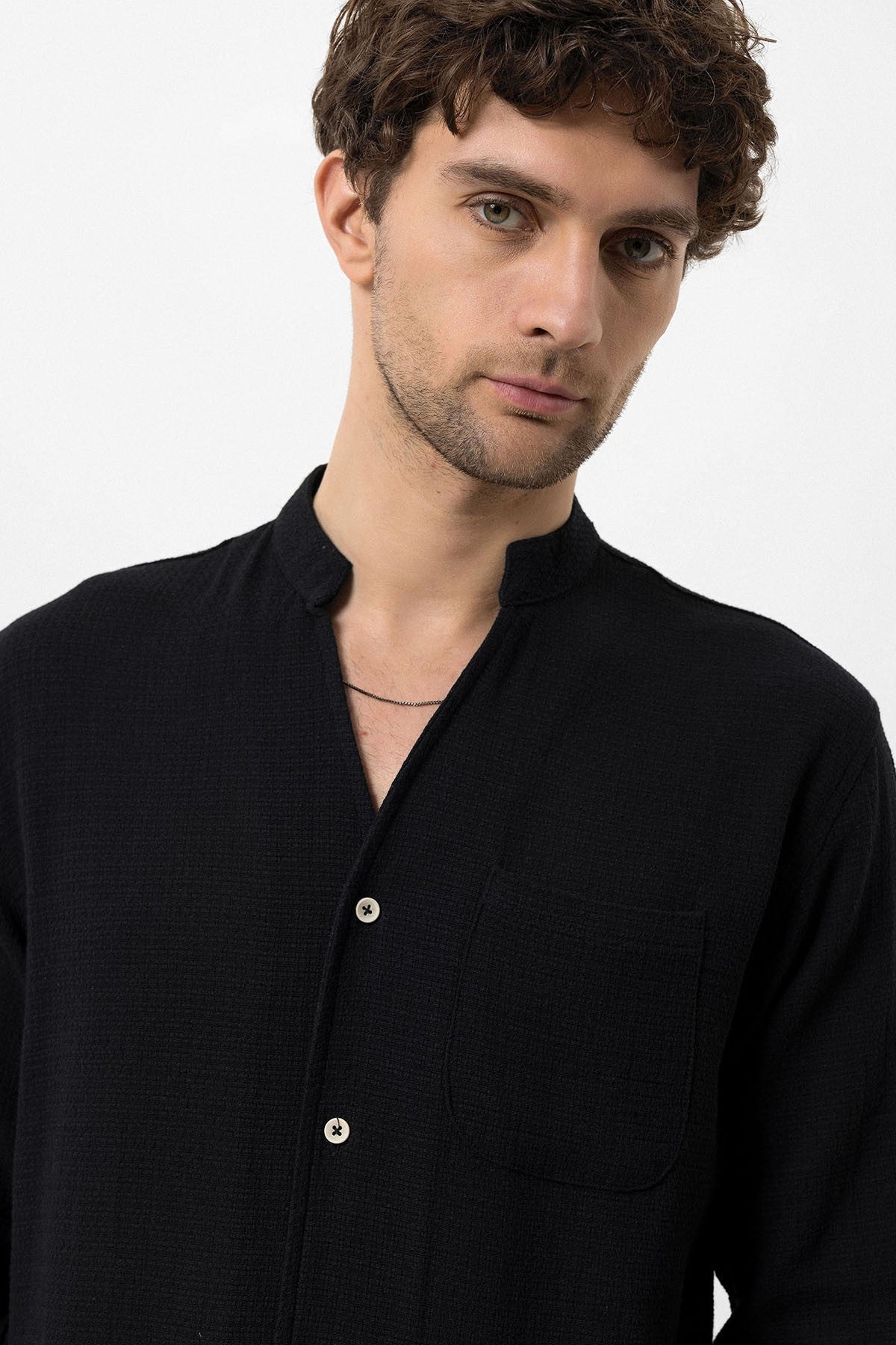 Antioch Crew-Neck Knitted Textured Men's Shirt