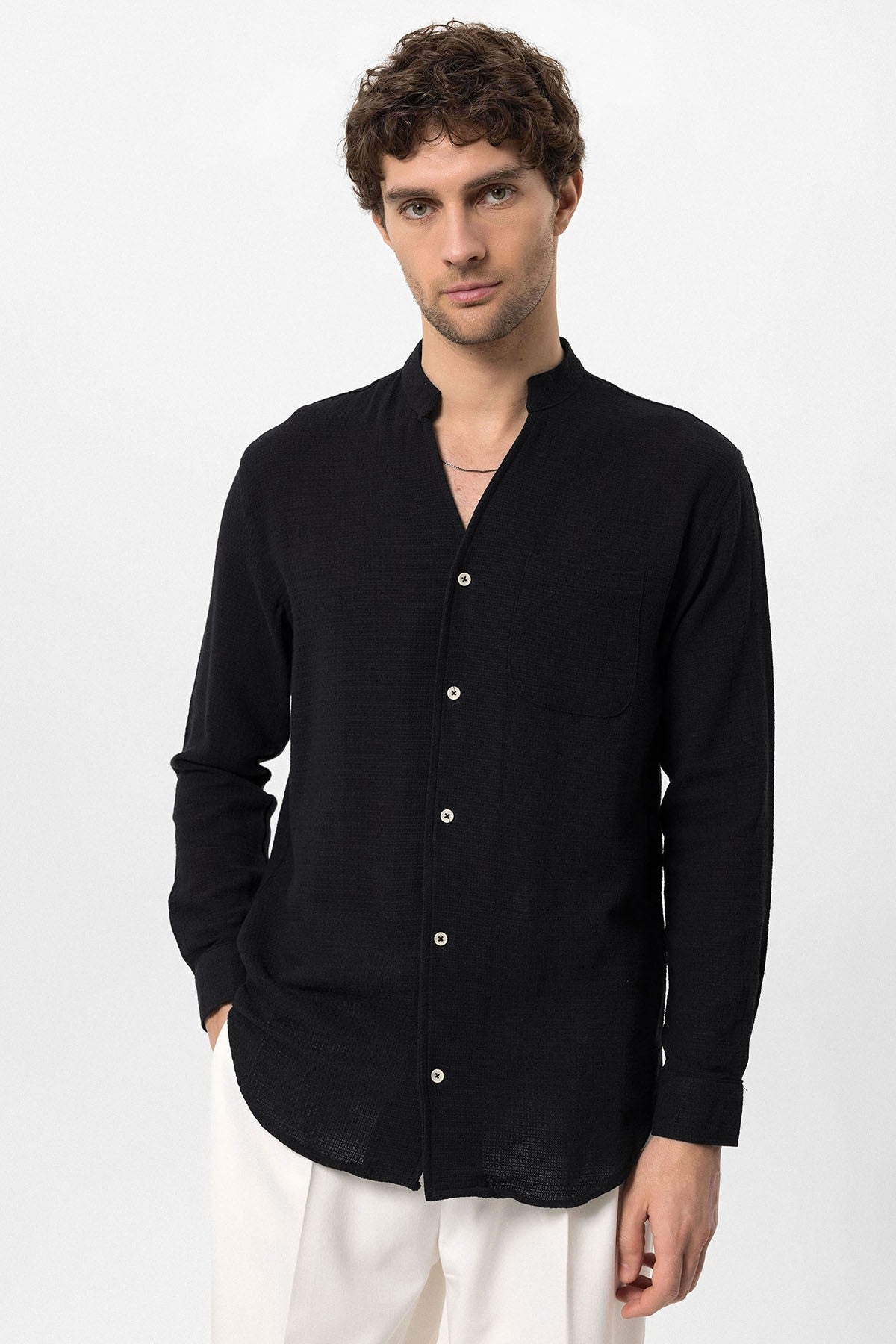 Antioch Crew-Neck Knitted Textured Men's Shirt