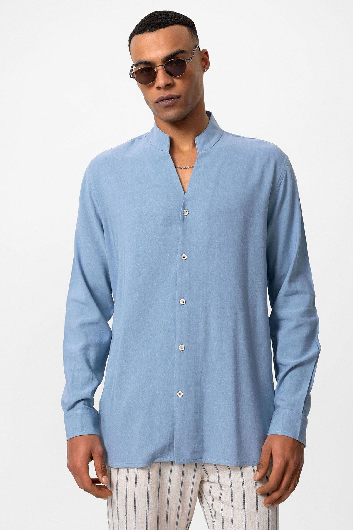 Antioch Collared Long-Sleeved Men's Shirt