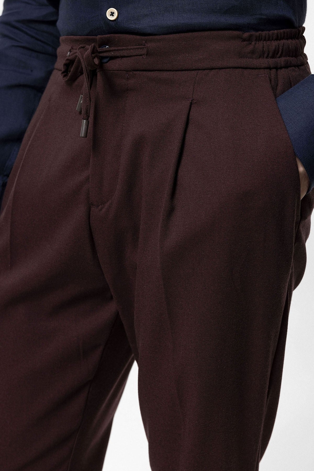 Antioch Elastic-Waist Pleated Men's Pants