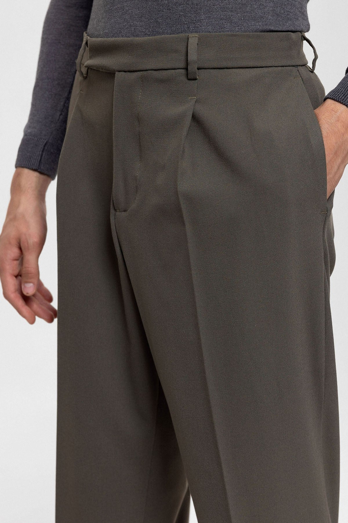 Antioch High-Waisted Zipper-Front Men's Pants