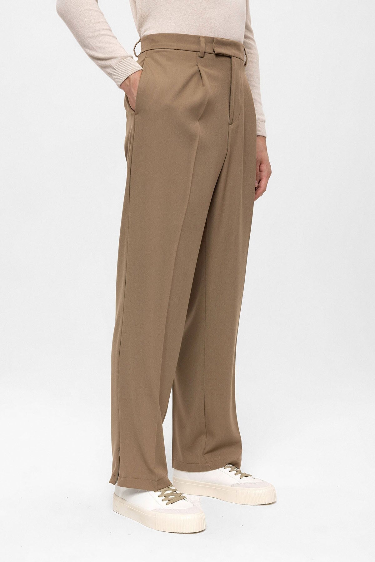 Antioch High-Waisted Zipper-Front Men's Pants