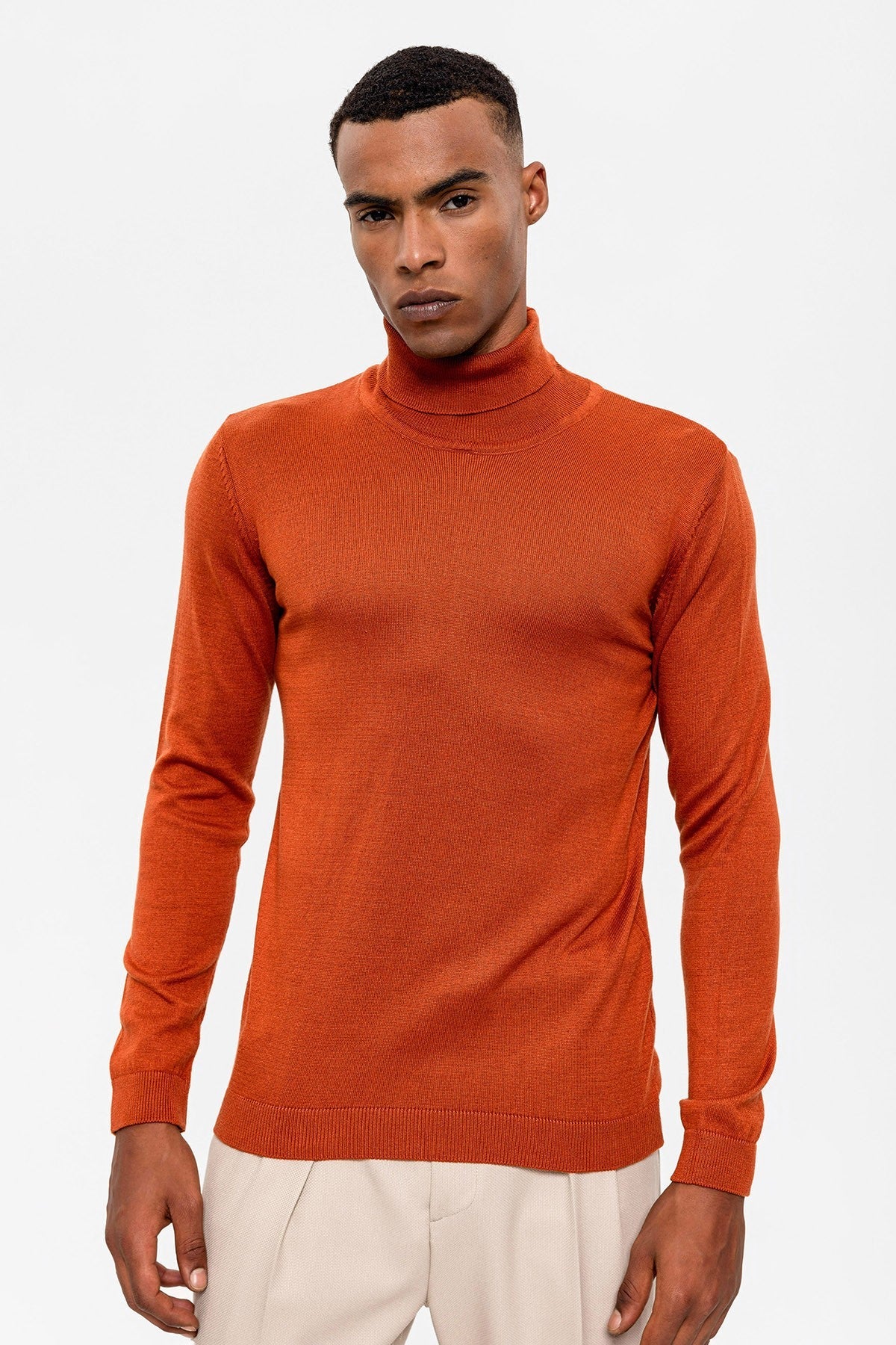 Men's Full-Neck Sweater