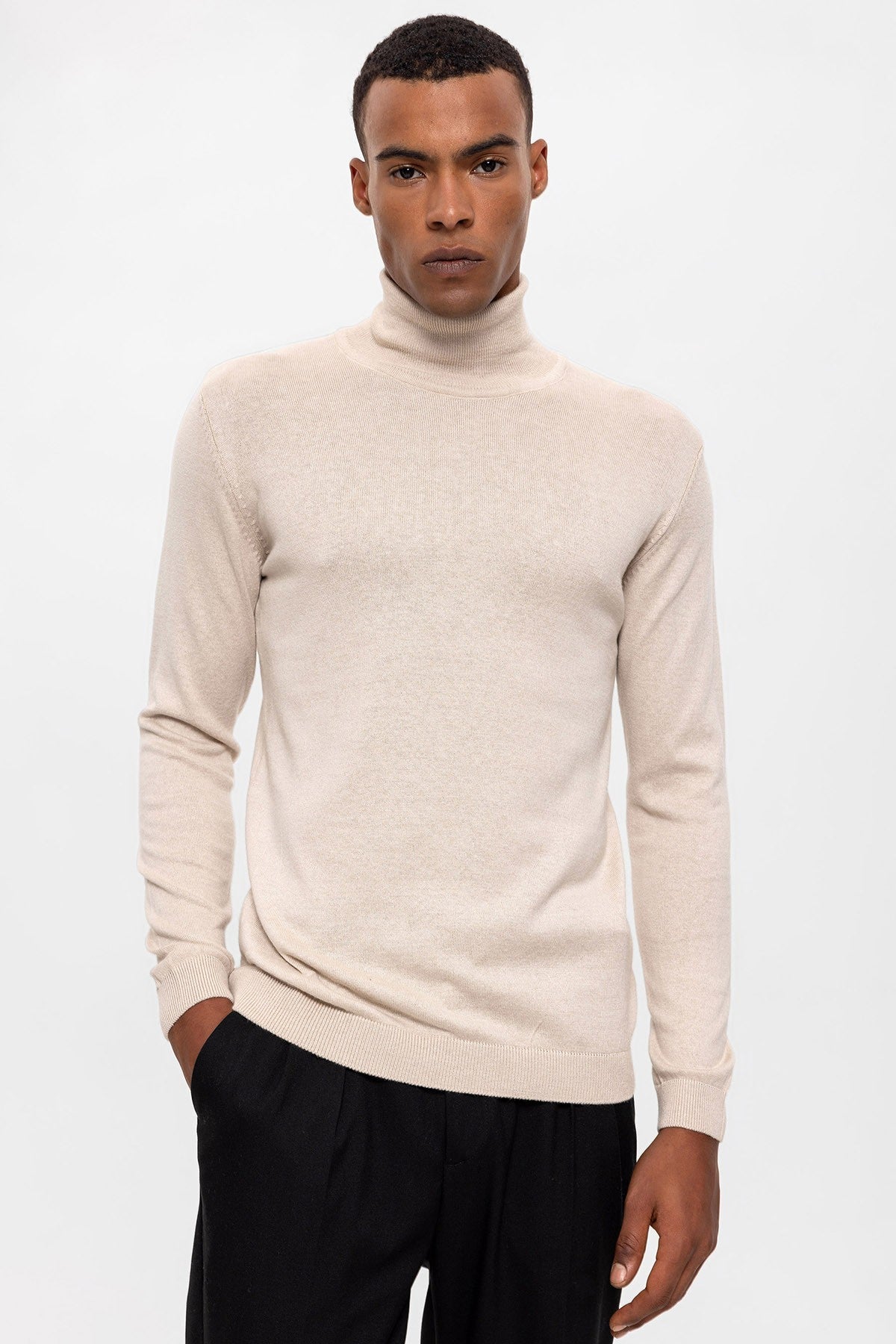 Men's Full-Neck Sweater