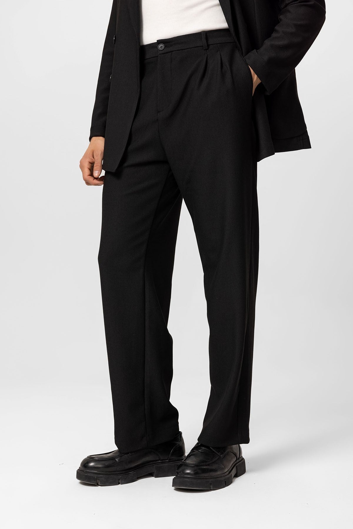 Antioch Cross-Over Collar Relaxed-Fit Men's Suit
