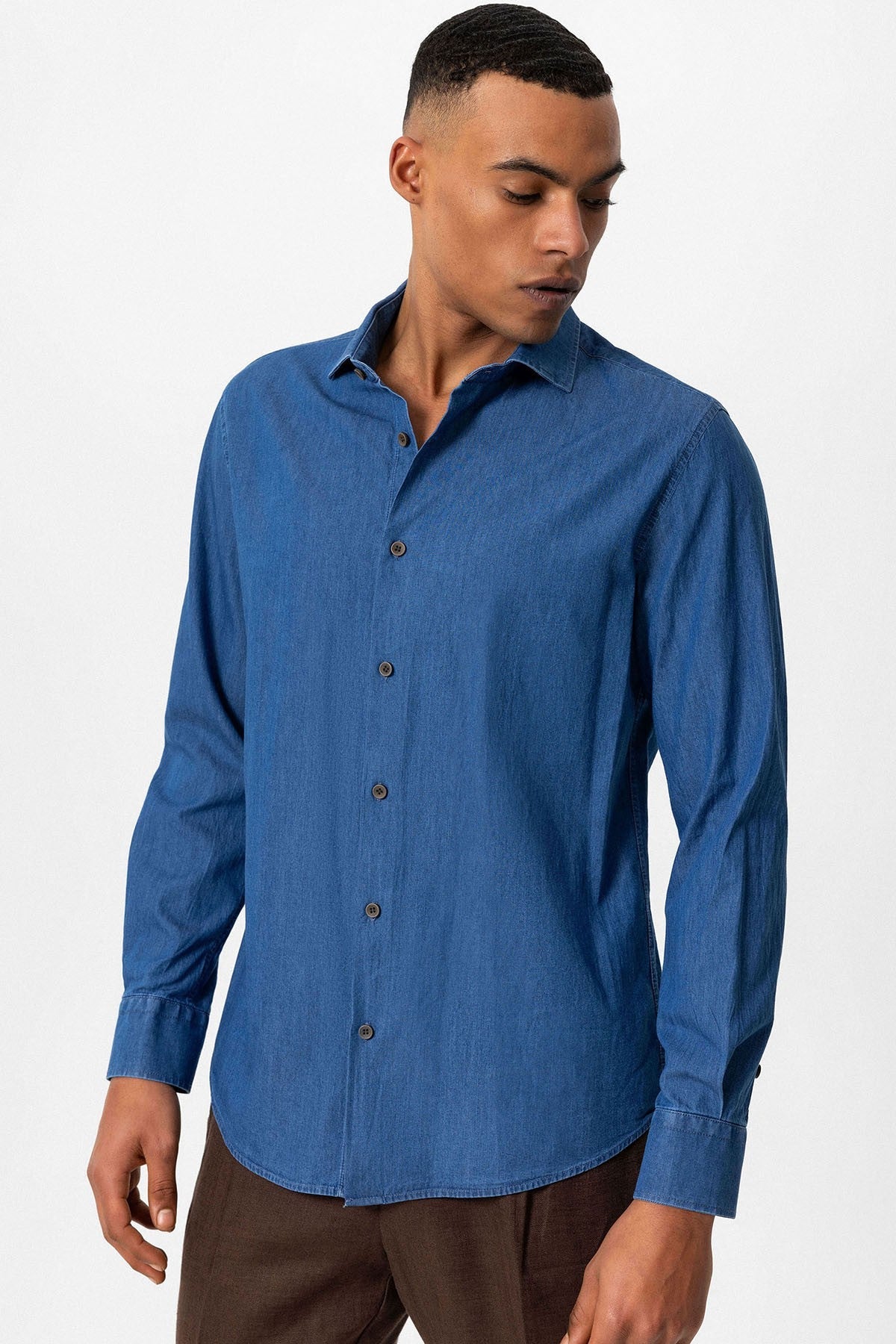 Antioch Men's Long-Sleeve Denim Shirt