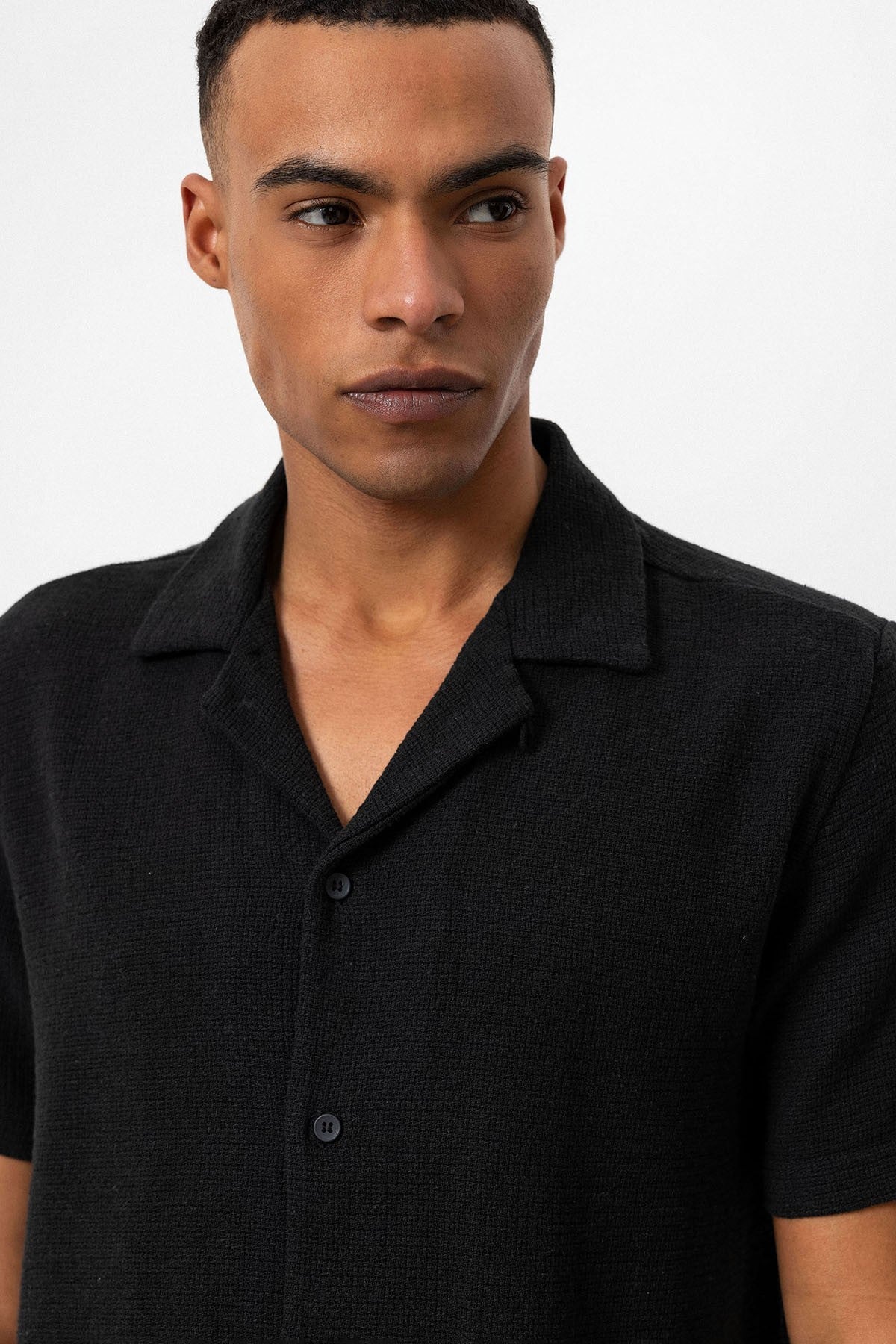 Antioch Men's Shirt with Apache Collar and Knitted Texture