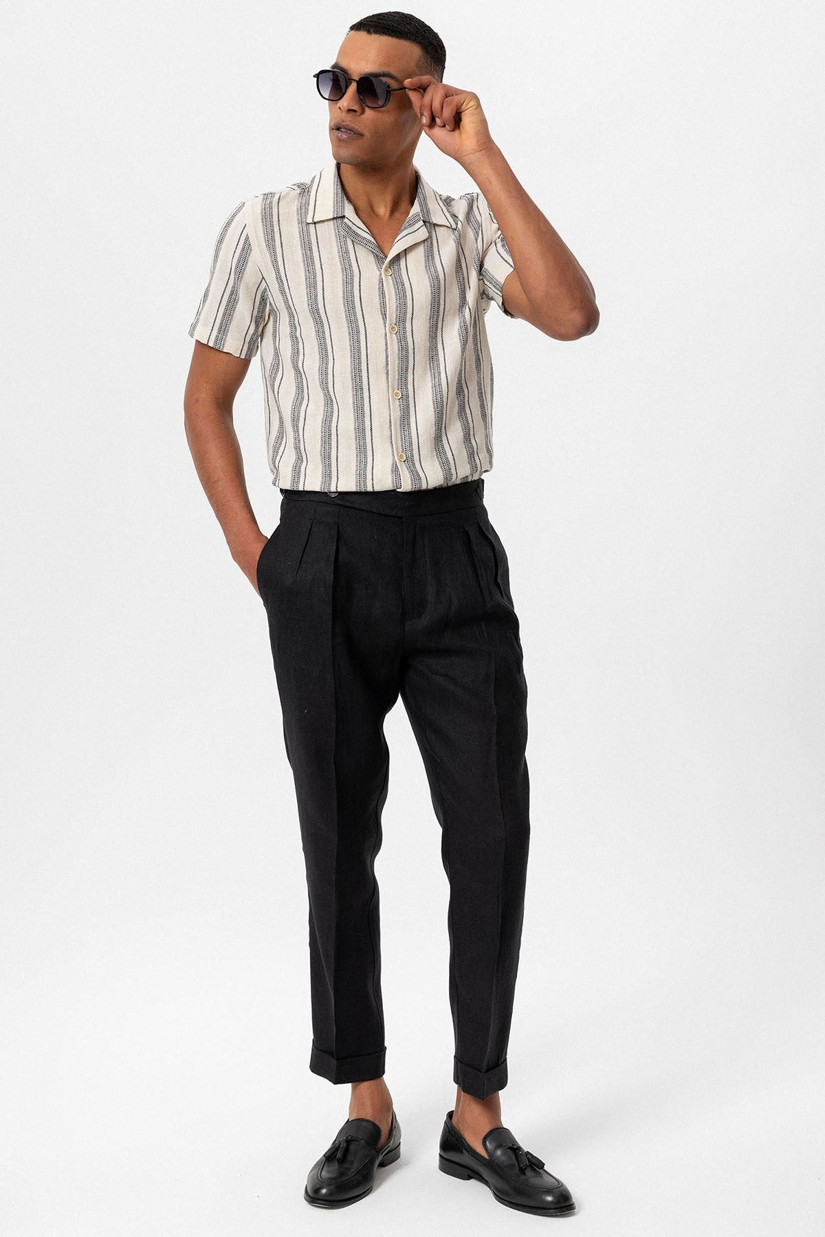 Antioch Short-Sleeved Striped Men's Shirt with a Polo Collar