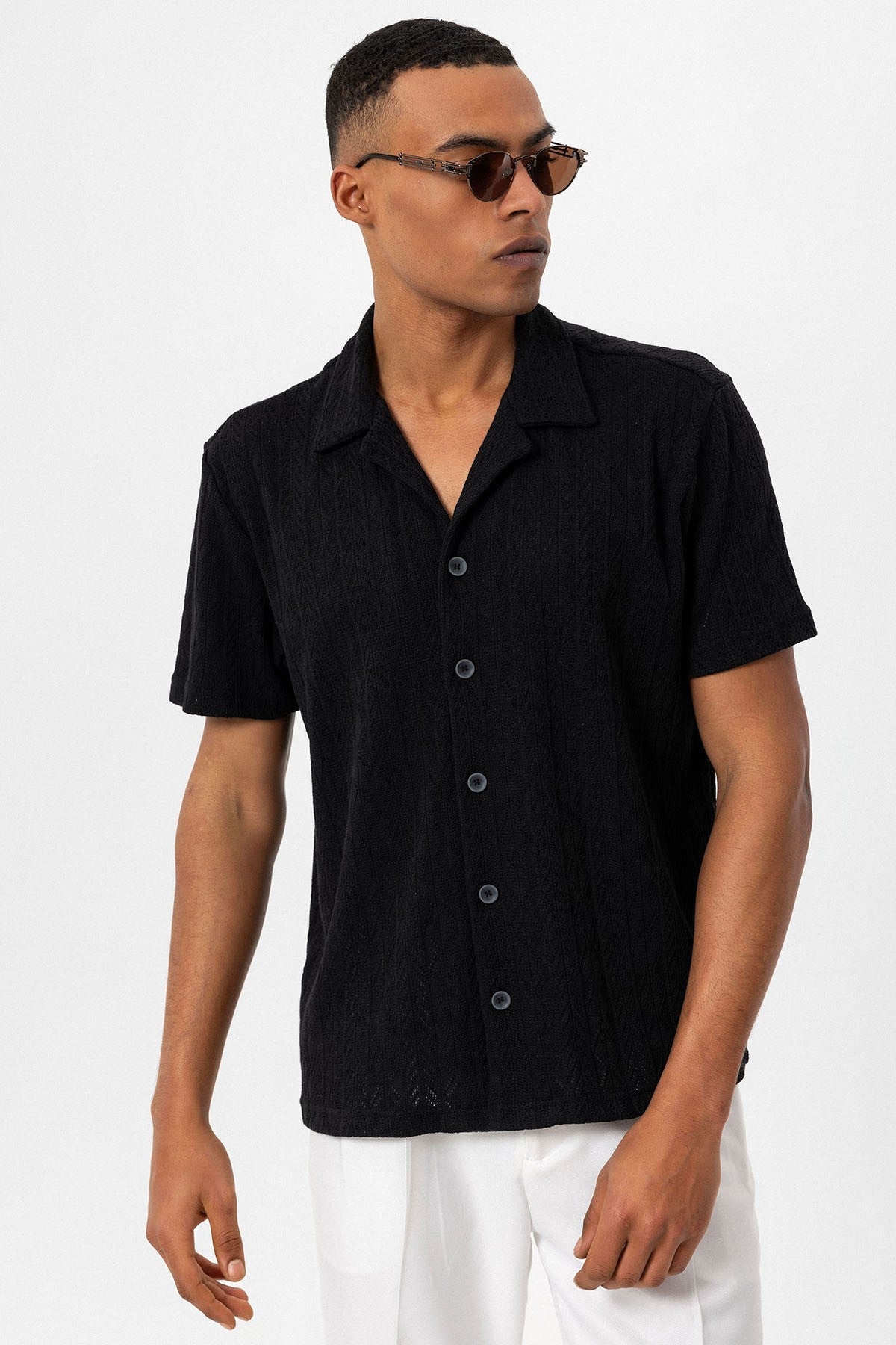 Antioch Men's Shirt with Apache Collar and Knitted Pattern