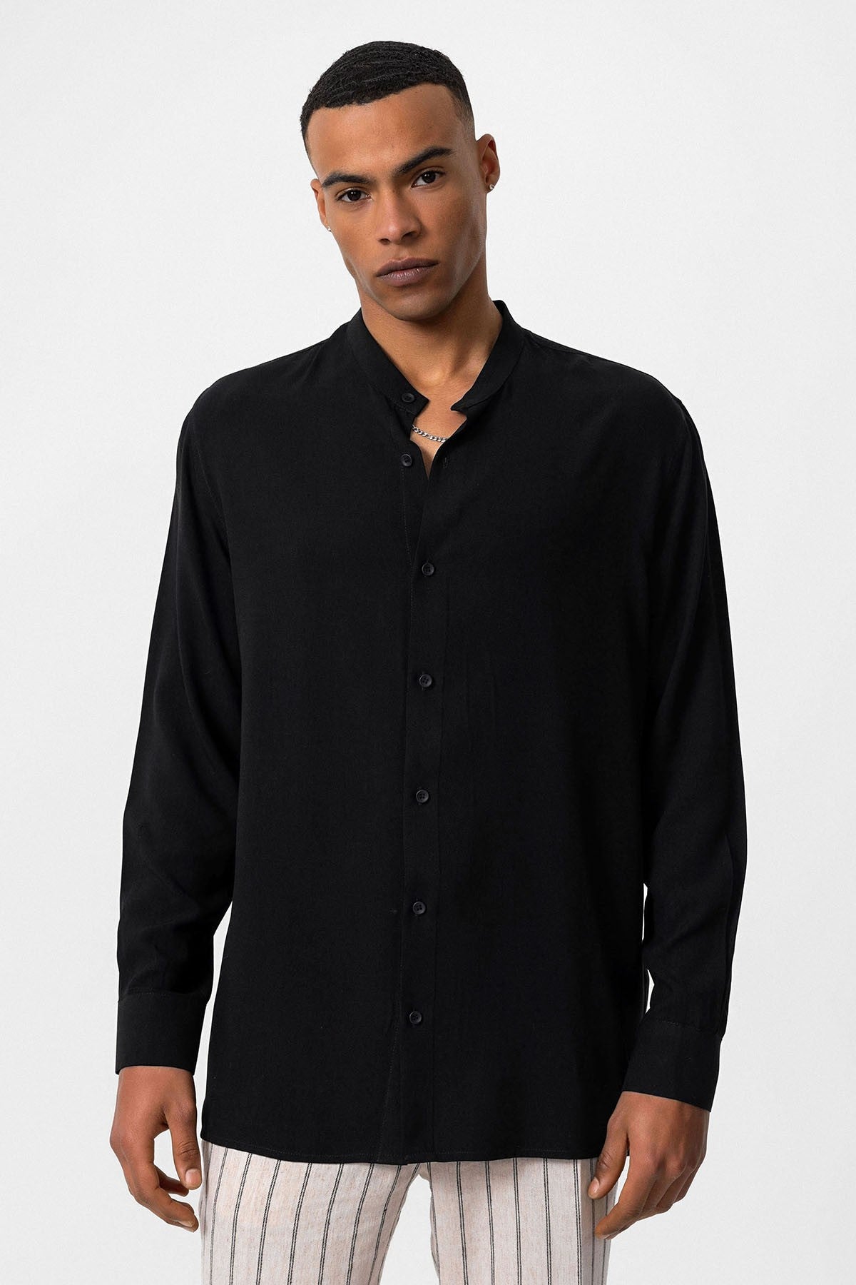 Antioch Hakim Yaka Regular-Fit Men's Shirt